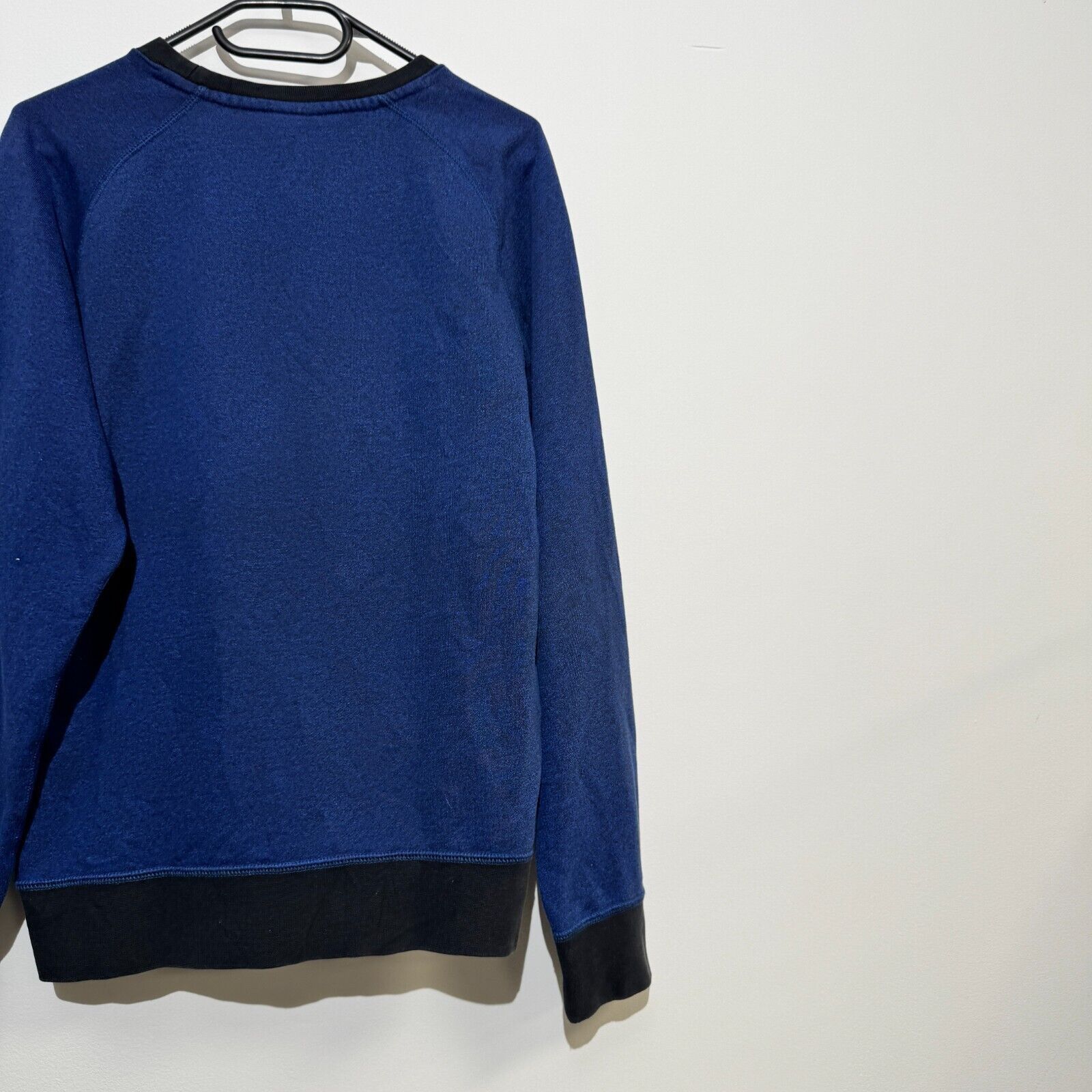Nike Vintage Nike Unisex Navy Blue Cotton Crewneck Size S Size US S / EU 44-46 / 1 - 12 Thumbnail