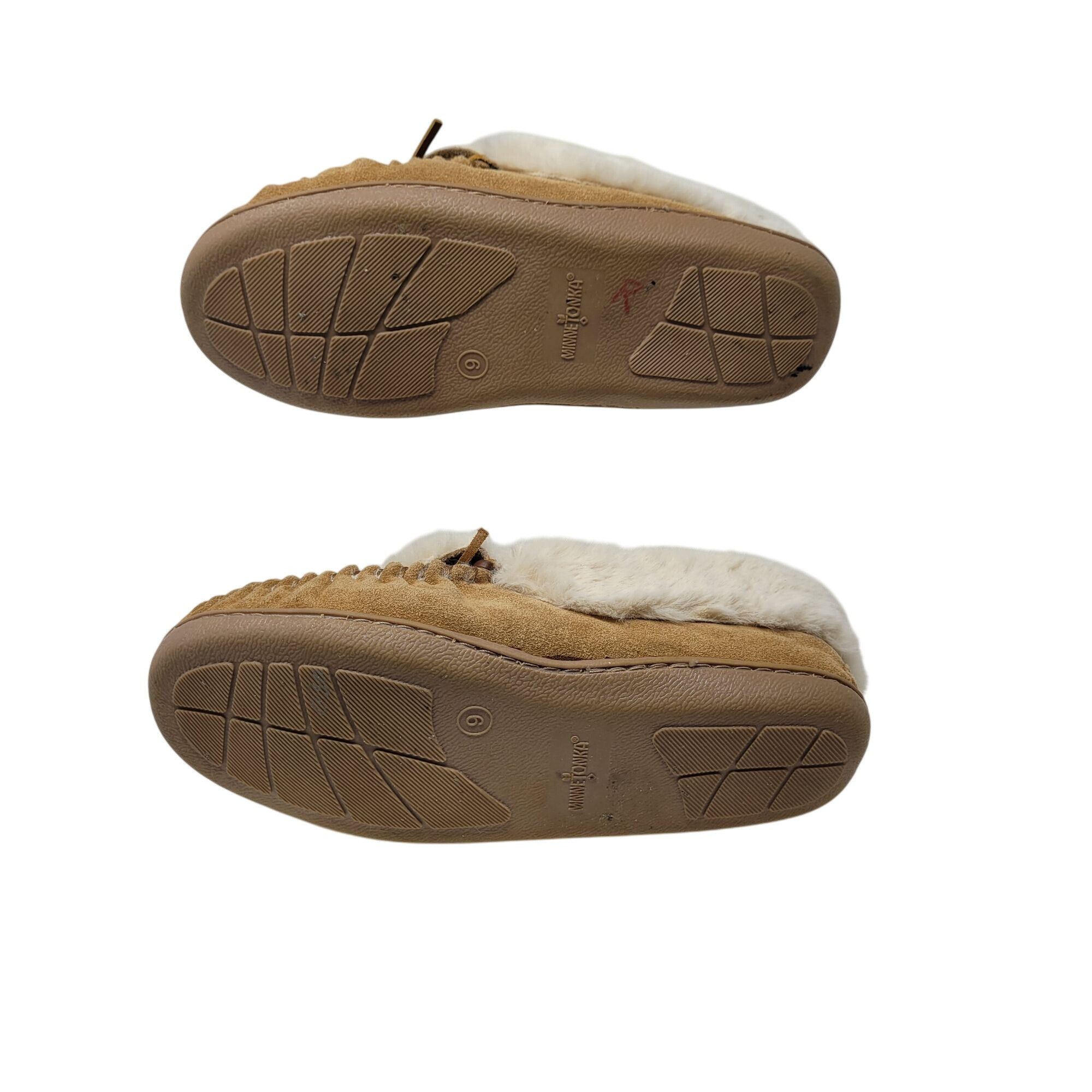 Minnetonka Minnetonka Womens Tan Suede Moccasin Slippers Sherpa Faux F Size US 9 / IT 39 - 9 Thumbnail
