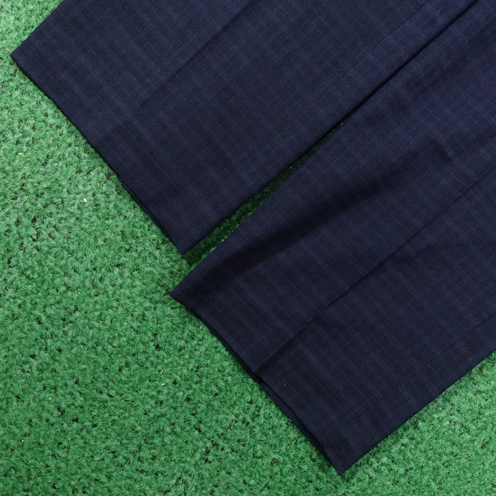 Ralph Lauren Lauren Ralph Lauren Pants Dress Ultraflex 36W 29L Navy Plaid Mens Classic Stretch Wrinkle-Resistant Front Zip Flat Front Business Formal Trousers Size 36R - 3 Thumbnail