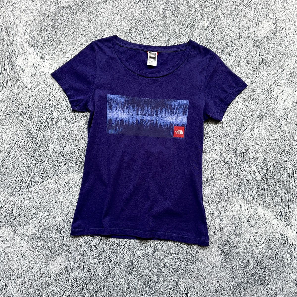 The North Face Women’s T-Shirt The North Face Big Logo Blue Size: S Size S / US 4 / IT 40 - 4 Thumbnail