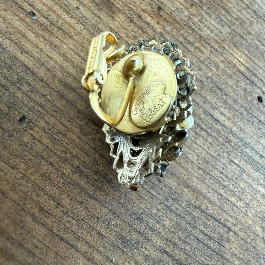 Vintage Vintage 50s Robert Signed Clip On Earrings Pearl Rhinestone Size ONE SIZE - 6 Thumbnail