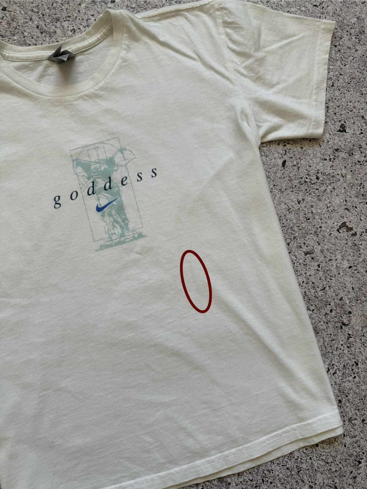 Nike × Vintage Vintage 2000’s Nike Goddess Rare Retro Made In USA T-shirt Size US S / EU 44-46 / 1 - 7 Thumbnail
