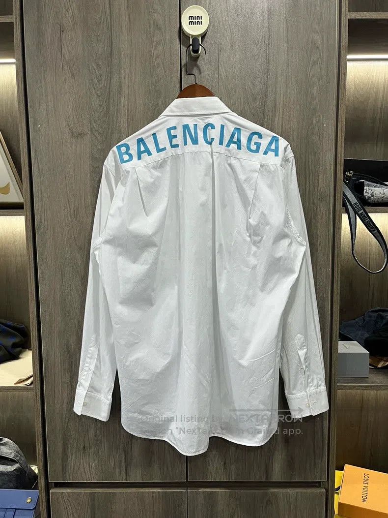 Balenciaga Balenciaga White and Blue Back Letter Shirt Size XS / US 0-2 / IT 36-38 - 2 Thumbnail