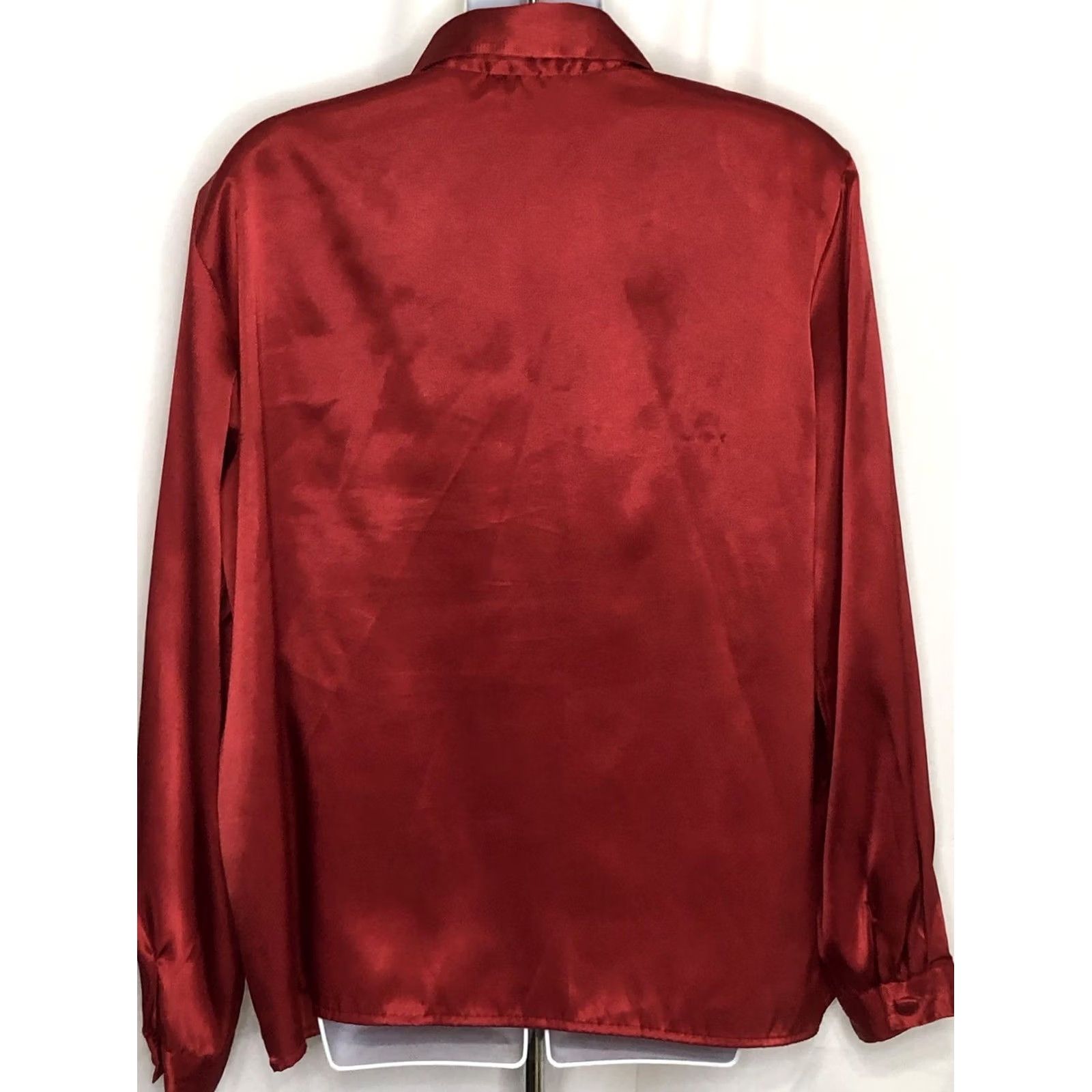 Vintage Impressions Top Womens XL Red Satin Long Sleeve Button Collar career Holiday Office Size XL / US 12-14 / IT 48-50 - 3 Thumbnail