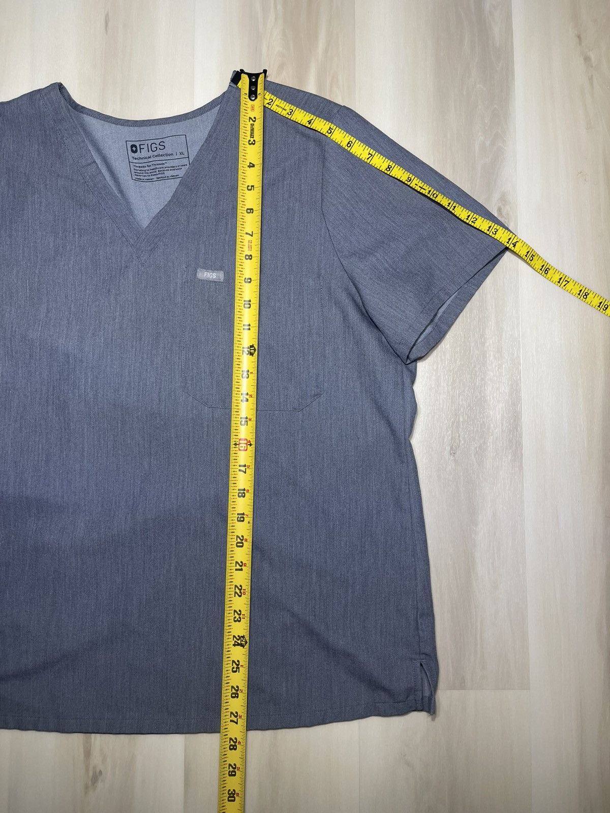 Other FIGS Technical Collection Women's Gray Scrub Top Shirt Sz XL Size XL / US 12-14 / IT 48-50 - 5 Thumbnail