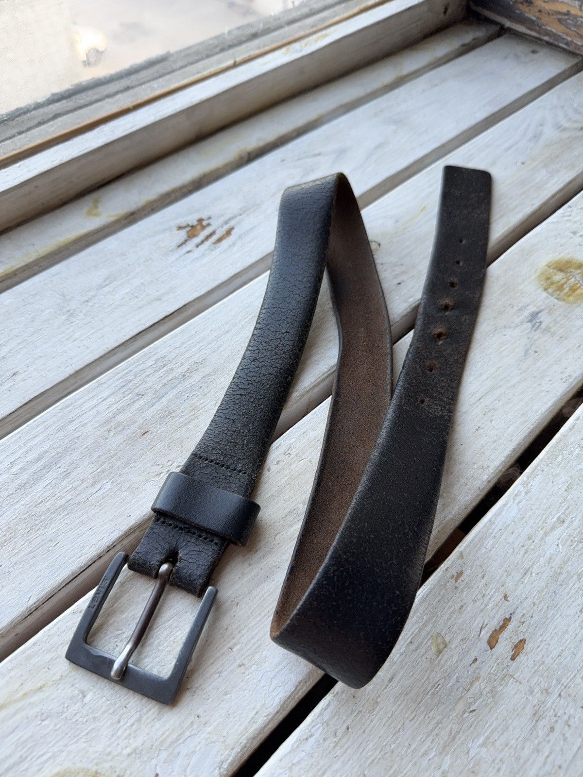 Levi's × Vintage Vintage Levi’s Brown Leather Belt with Logo Buckle Y2K Style Size ONE SIZE - 1 Thumbnail