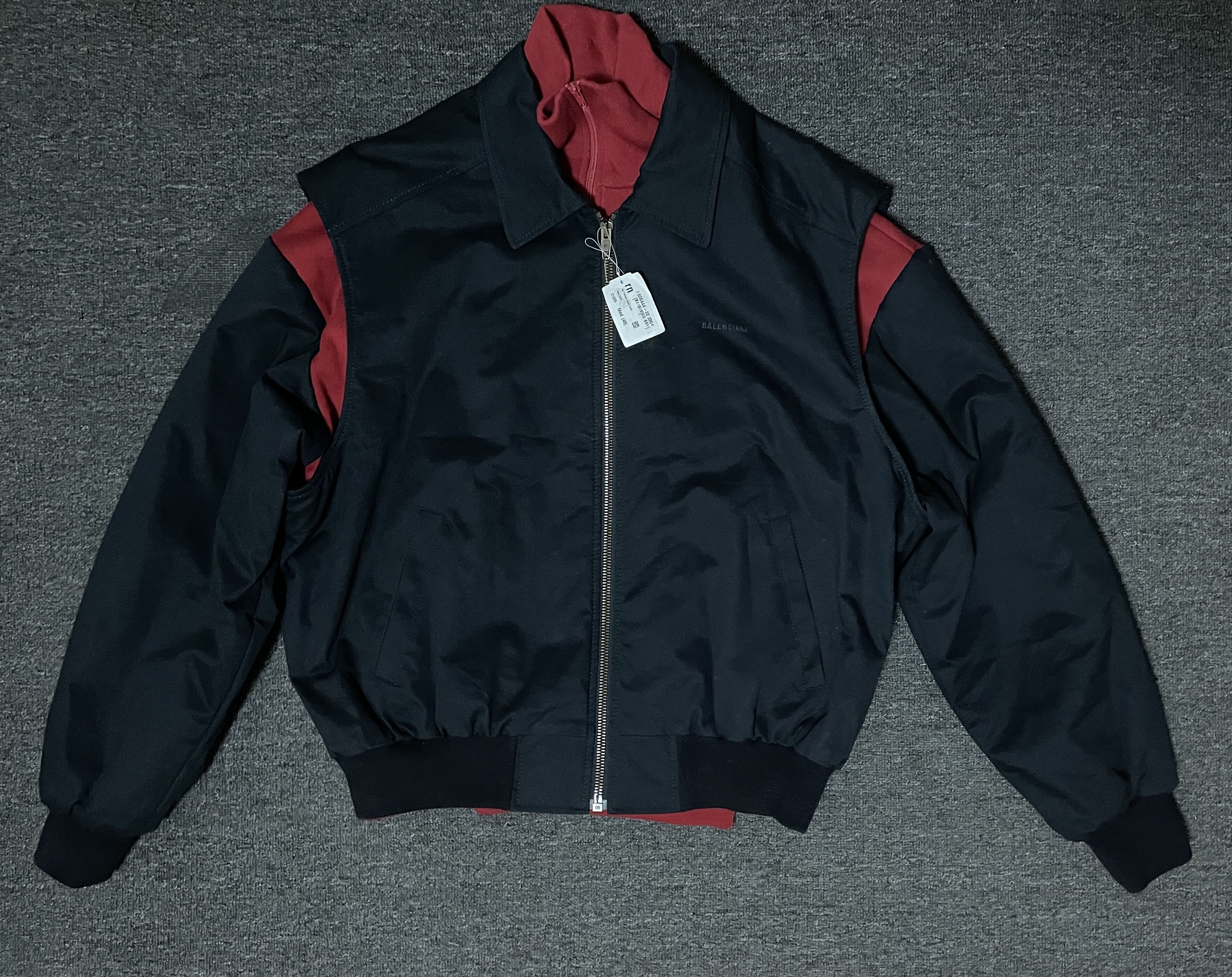 Balenciaga Balenciaga Vest + Sweatshirt Two Piece Set Jacket Size 48 Size US M / EU 48-50 / 2 - 1 Thumbnail