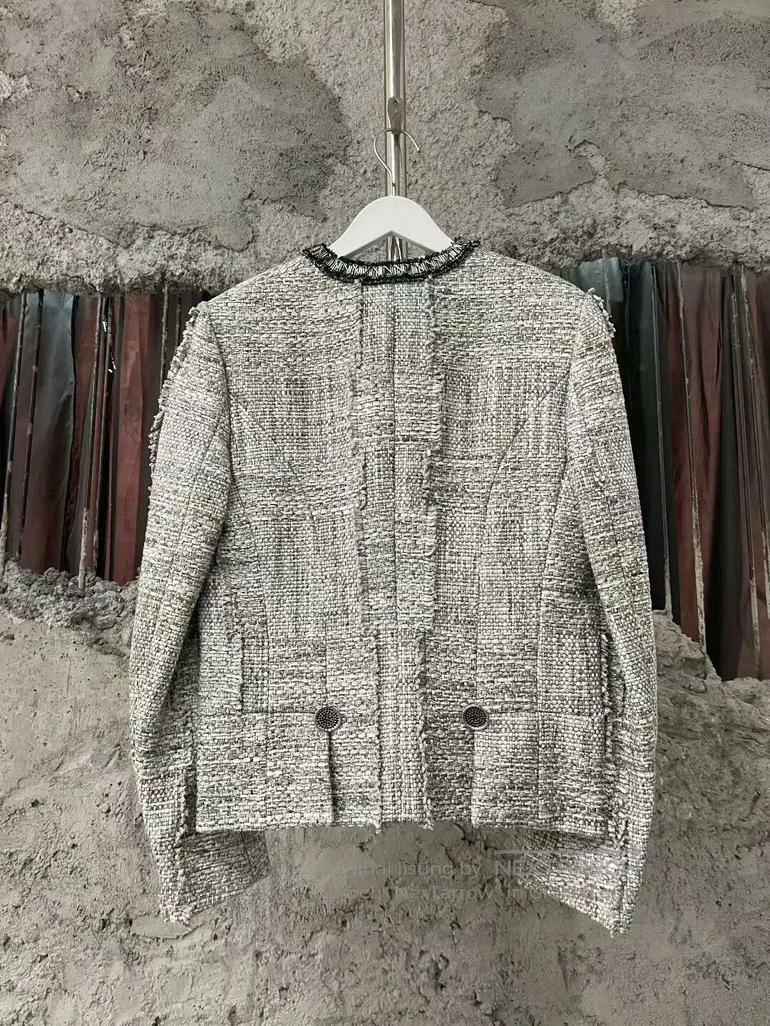 Louis Vuitton louis vuitton tweed jacket in new condition. Size S / US 4 / IT 40 - 2 Thumbnail
