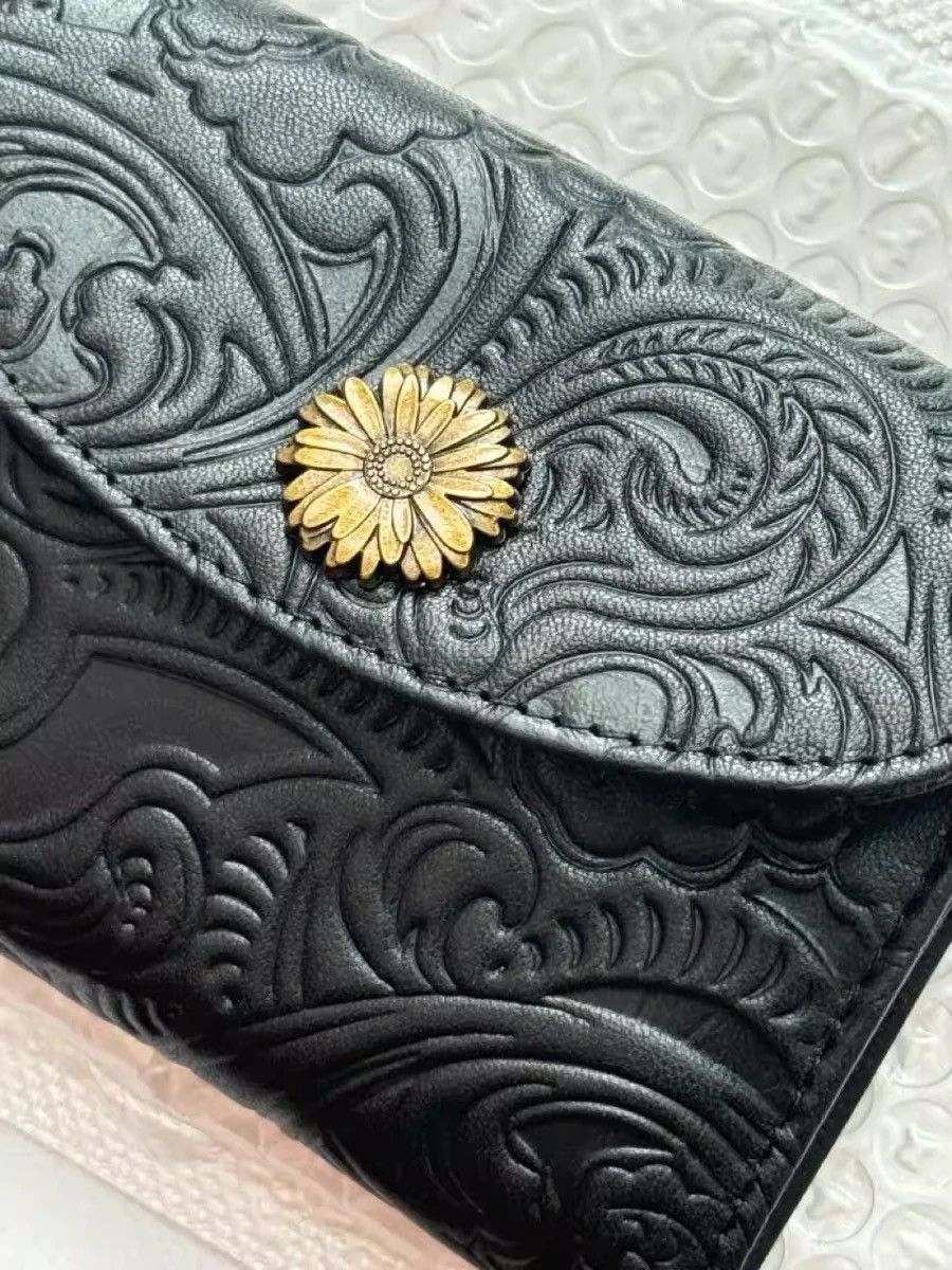 Japanese Brand Retro western embossed leather card holder wallet Size ONE SIZE - 1 Thumbnail