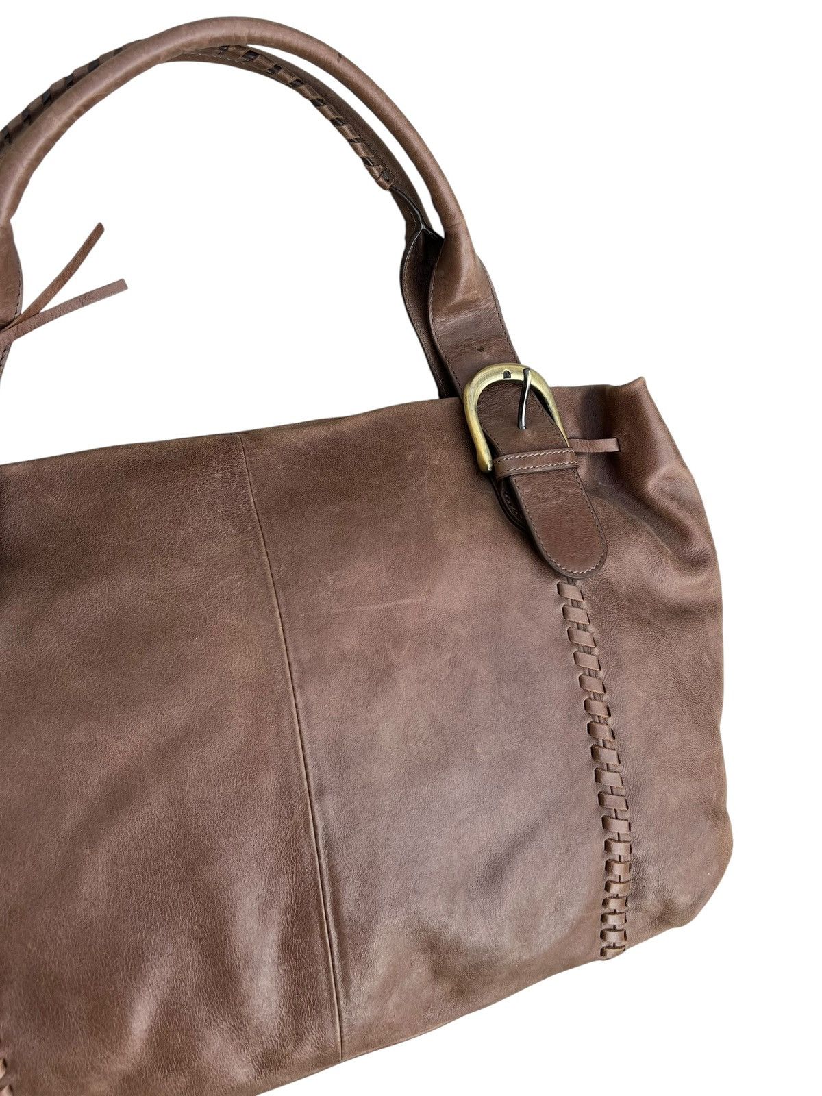 Leather Vintage Sazaby Japan Scratches Patina Leather Shoulder Bag Size ONE SIZE - 11 Thumbnail