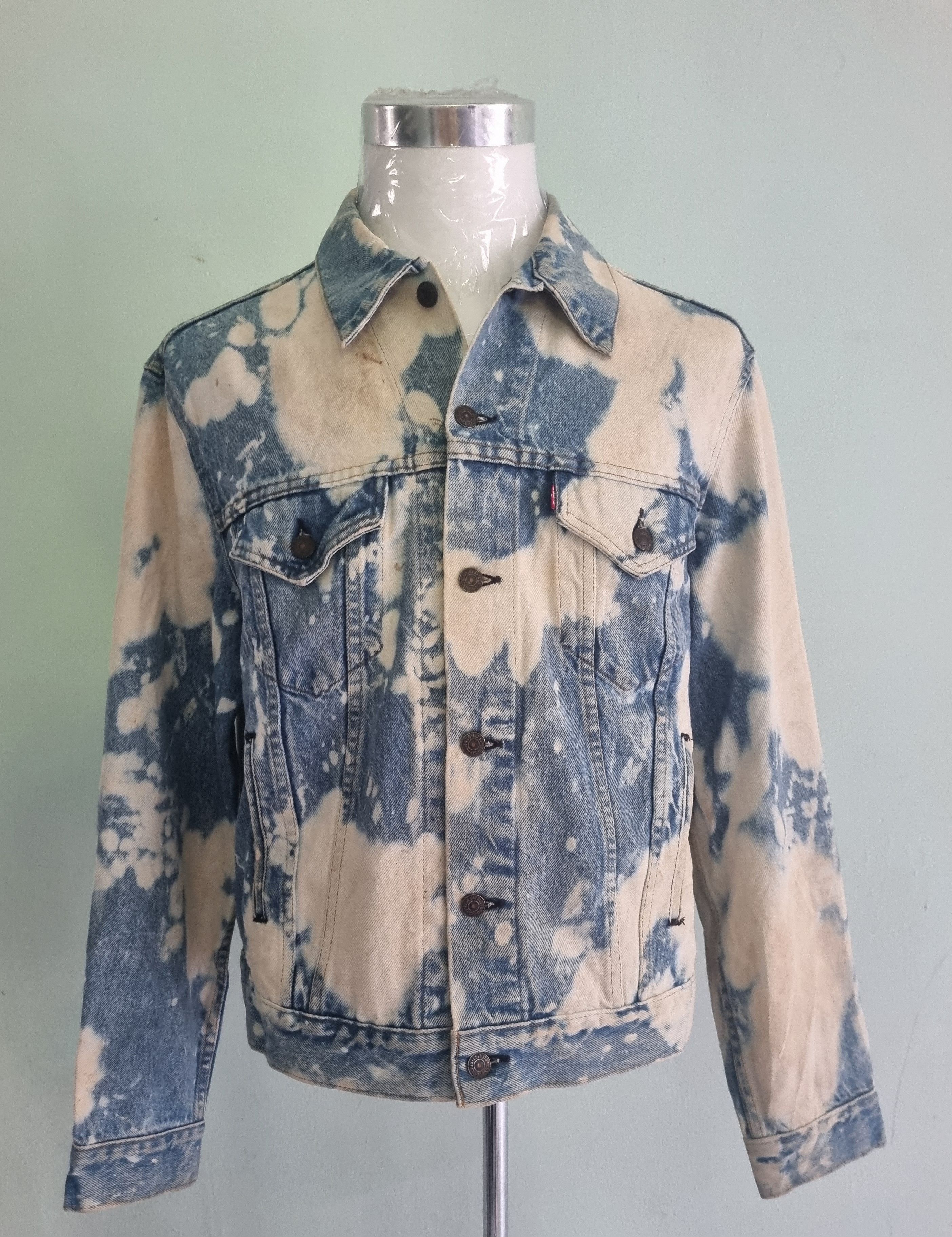 Levi's × Vintage Vintage Levi's Bleached Denim Jacket 70506-0214 Size US S / EU 44-46 / 1 - 1 Thumbnail