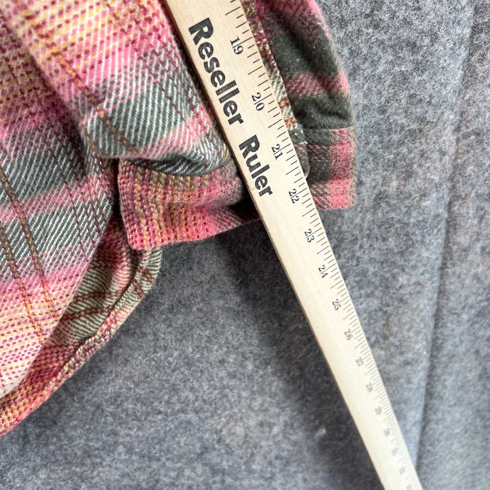 American Eagle Outfitters VINTAGE American Eagle Outfitters Shirt Men XL Plaid Button-Down Collar Long Sleeve Pink Flannel Preppy Size US XL / EU 56 / 4 - 5 Thumbnail