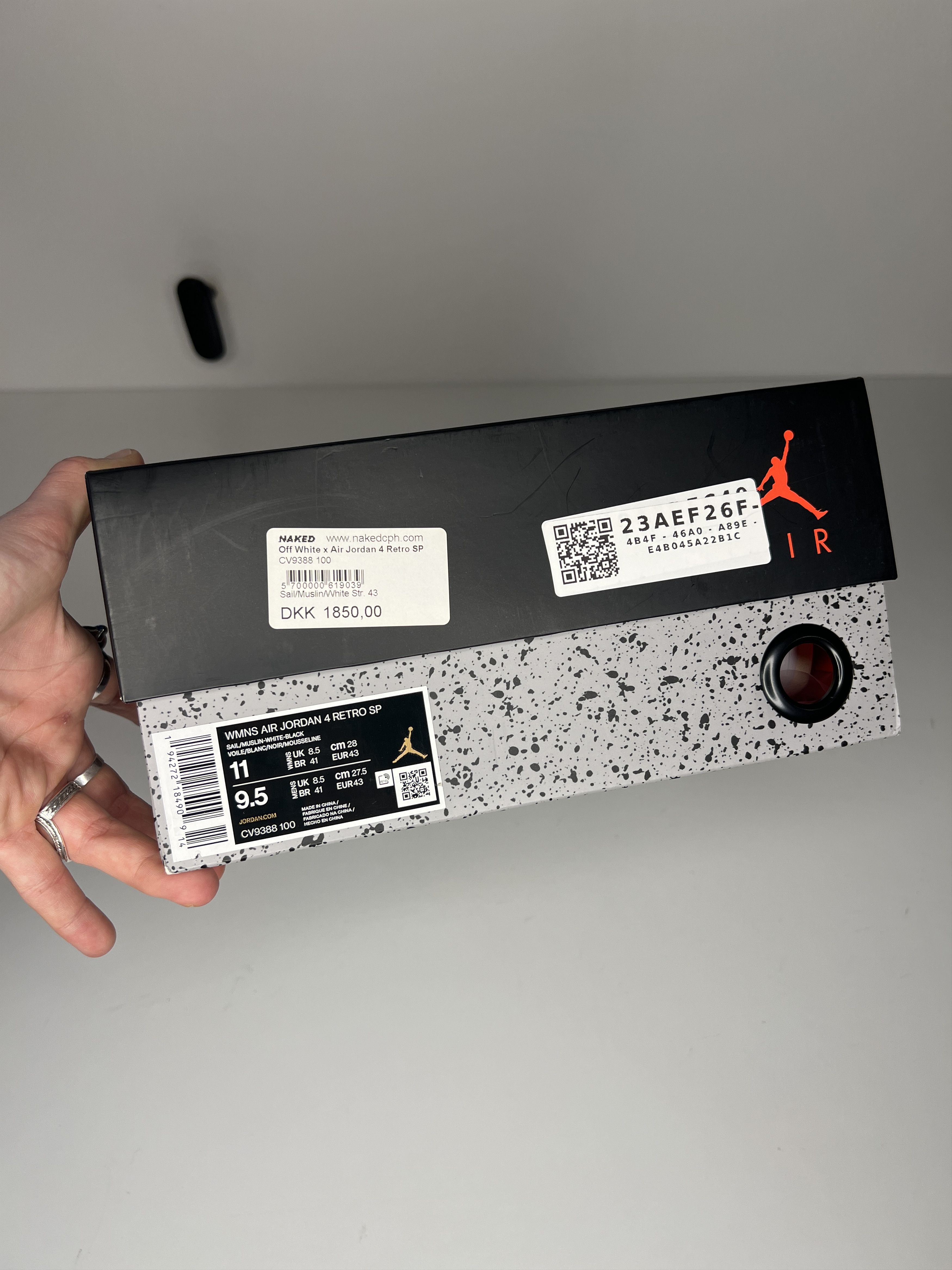 Nike × Off-White Off-White x Air Jordan 4 Retro SP Size US 9.5 / EU 42-43 - 6 Thumbnail