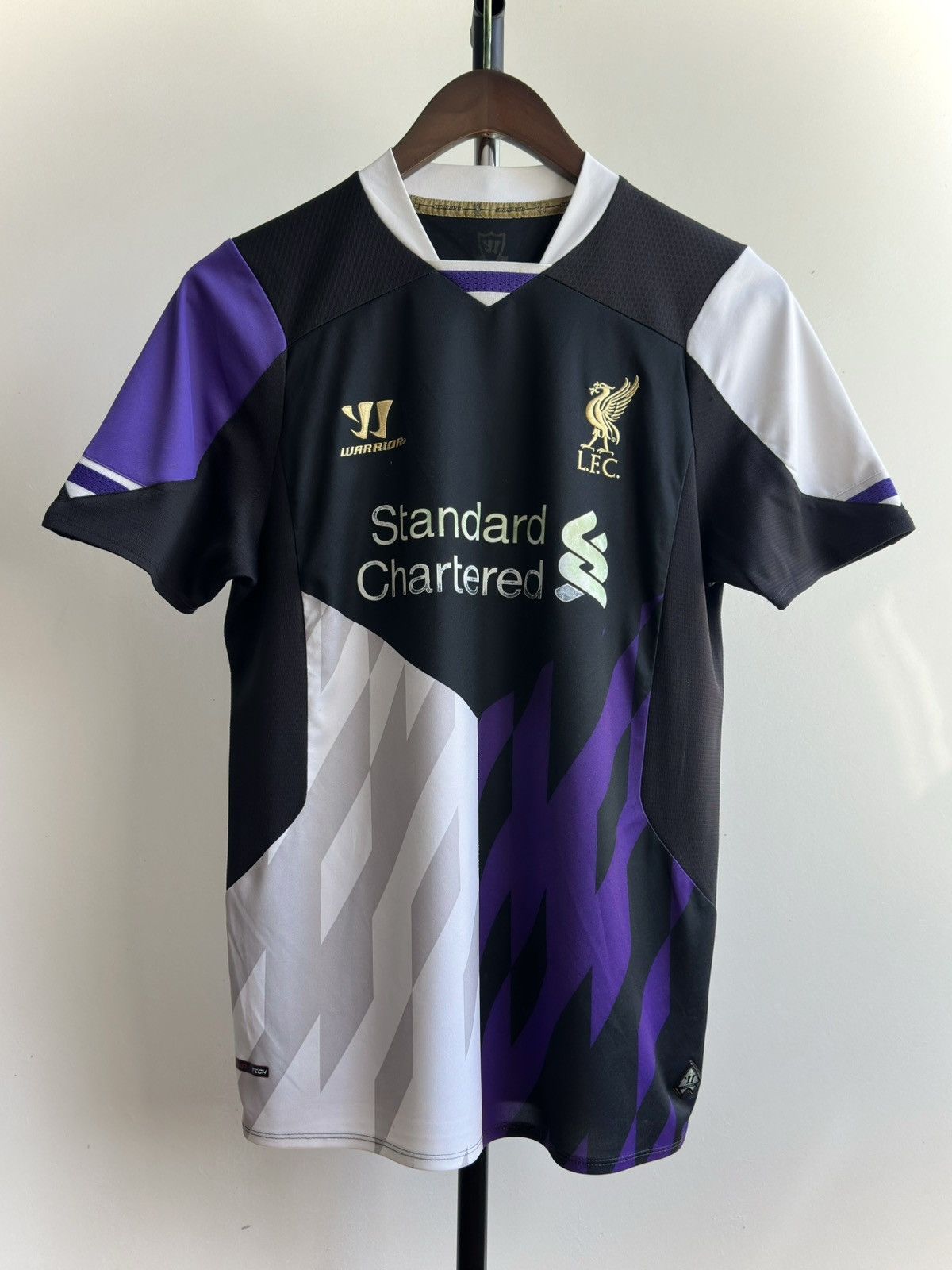Warrior Warrior FC Liverpool Third 3rd Soccer Jersey 2013/14 Size US S / EU 44-46 / 1 - 1 Thumbnail