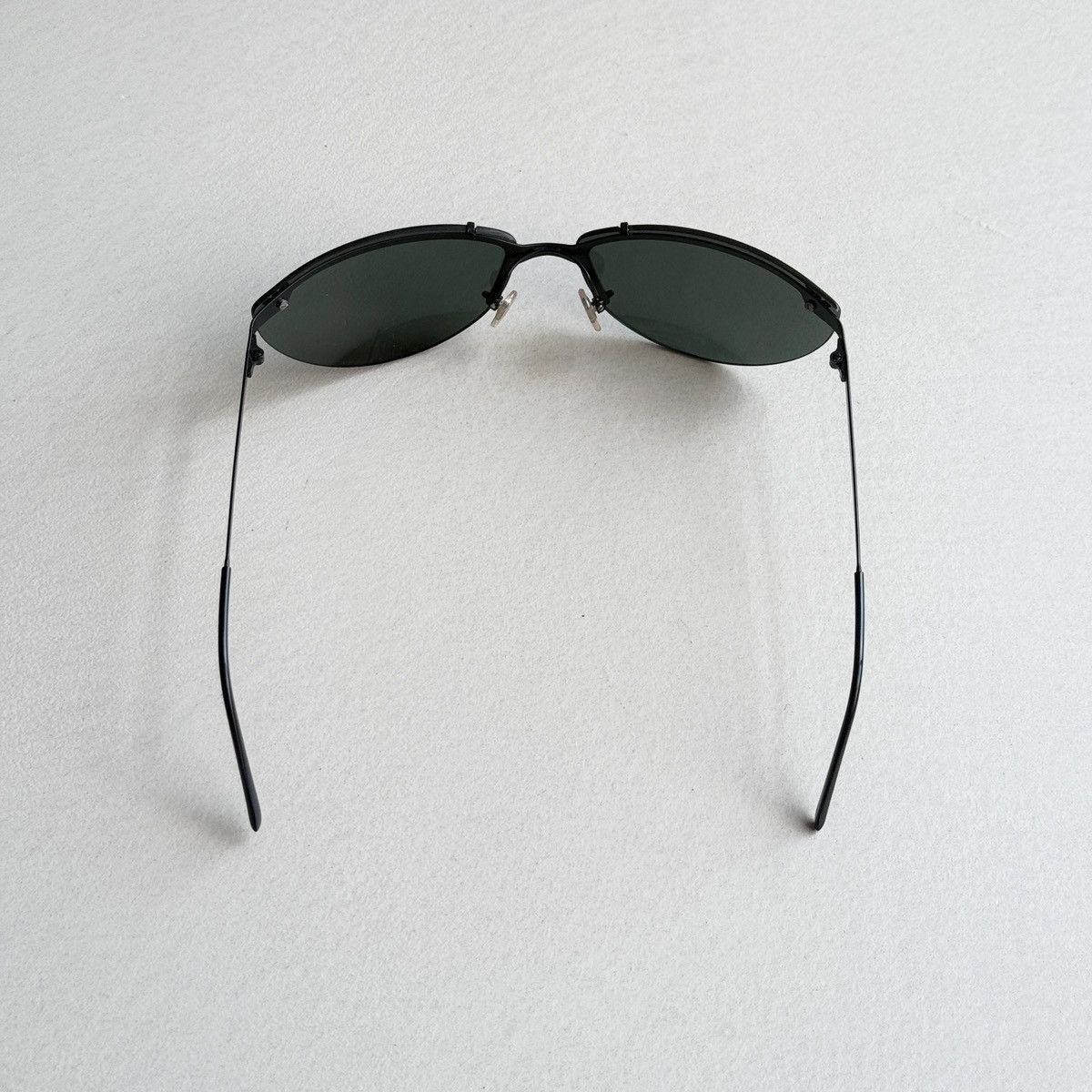 Emporio Armani × Giorgio Armani Emporio Armani Black Frame Sunglasses Size ONE SIZE - 5 Thumbnail