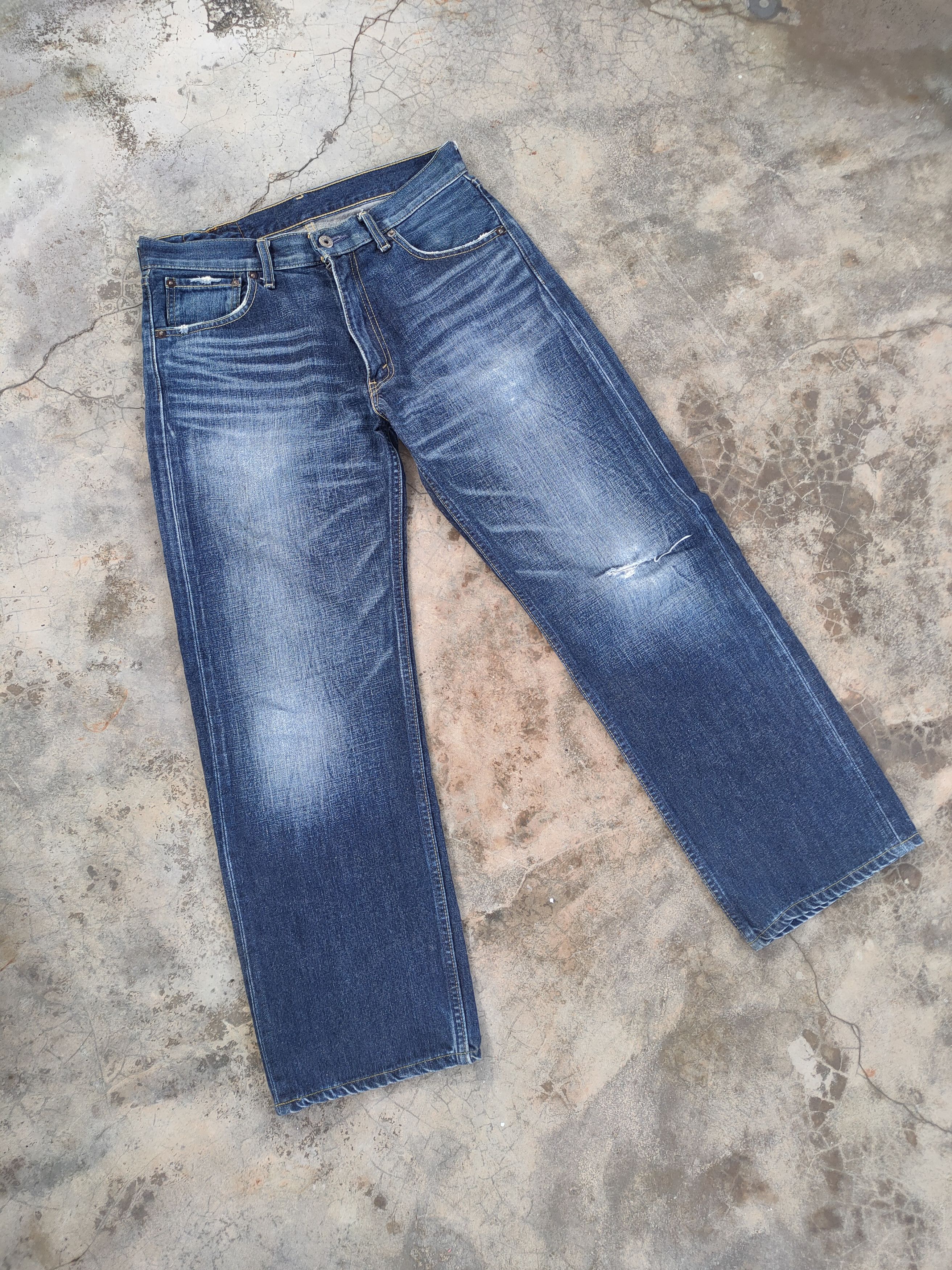 Jean × Levi's VINTAGE LEVI'S 503 FADED DISTRESSED DENIM JEAN PANTS Size US 32 / EU 48 - 1 Thumbnail