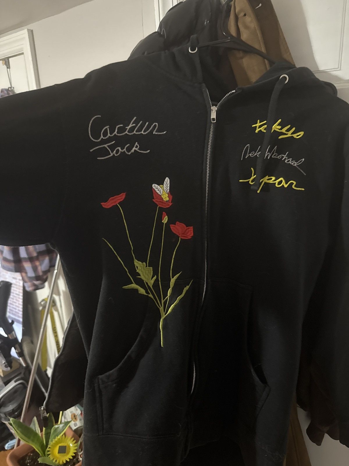Travis Scott Cactus jack neighborhood hoodie Size US M / EU 48-50 / 2 - 7 Thumbnail