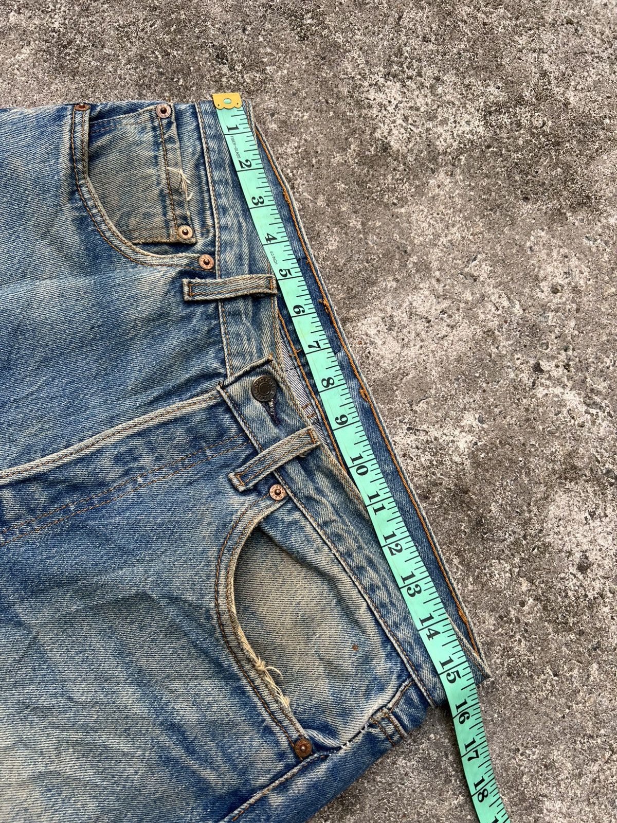 Levi's Vintage 80’s Levi’s 501 Distress Mud Wash Jean Very Rare Size US 31 - 3 Thumbnail