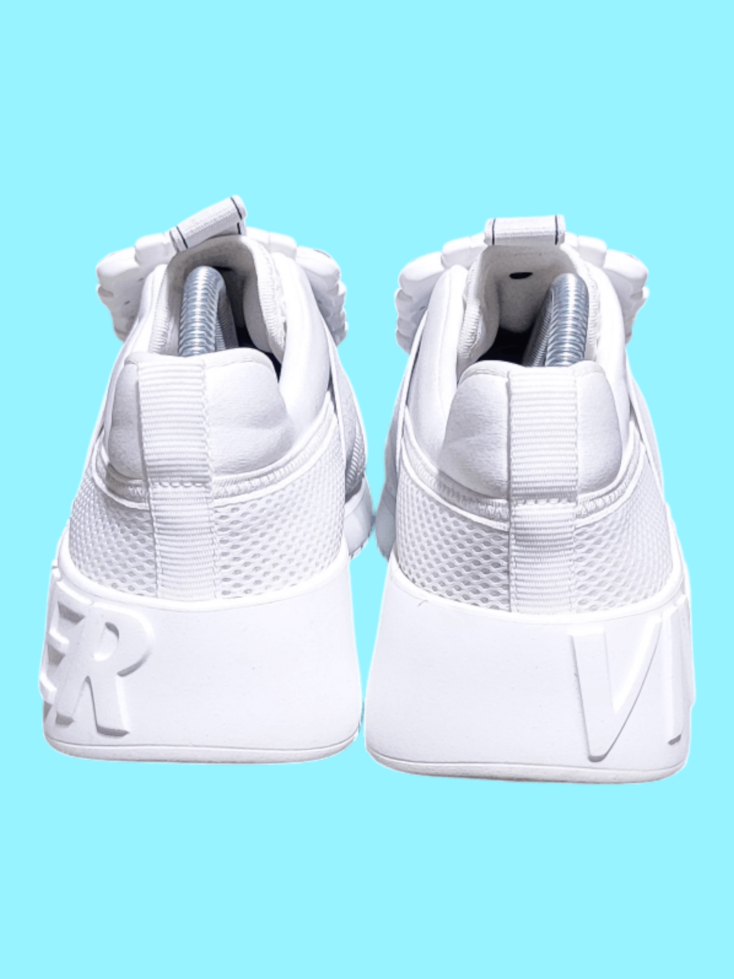 Roger Vivier Roger Vivier Women Viv Go Rhinestone Buckle Sneakers Size US 5.5 / IT 35.5 - 6 Thumbnail