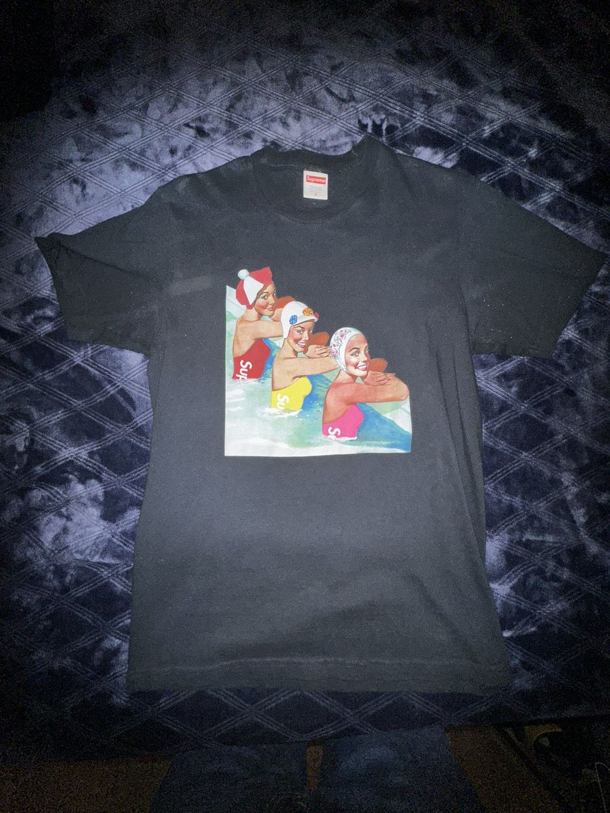 Supreme swimmers tee sales