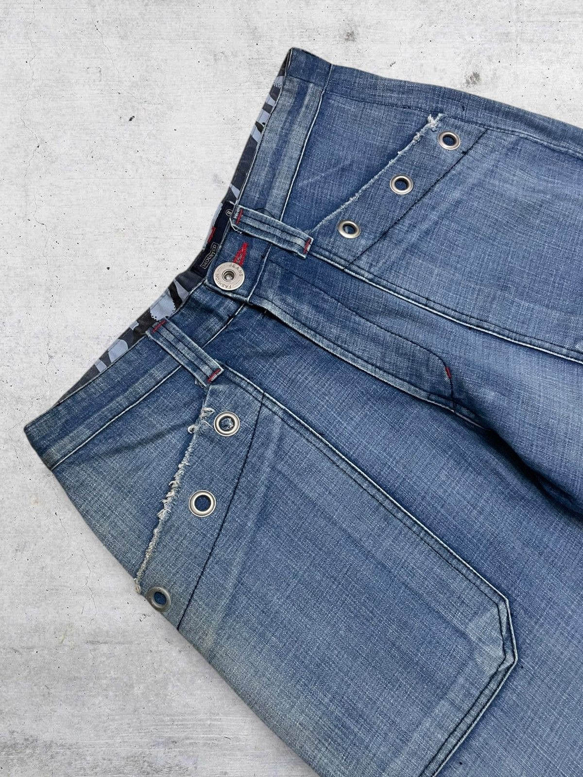GOA MOUNTED POLICE 1990S JAPAN DESIGNER BAGGY MULTIPOCKET DENIM Size US 32 / EU 48 - 6 Thumbnail