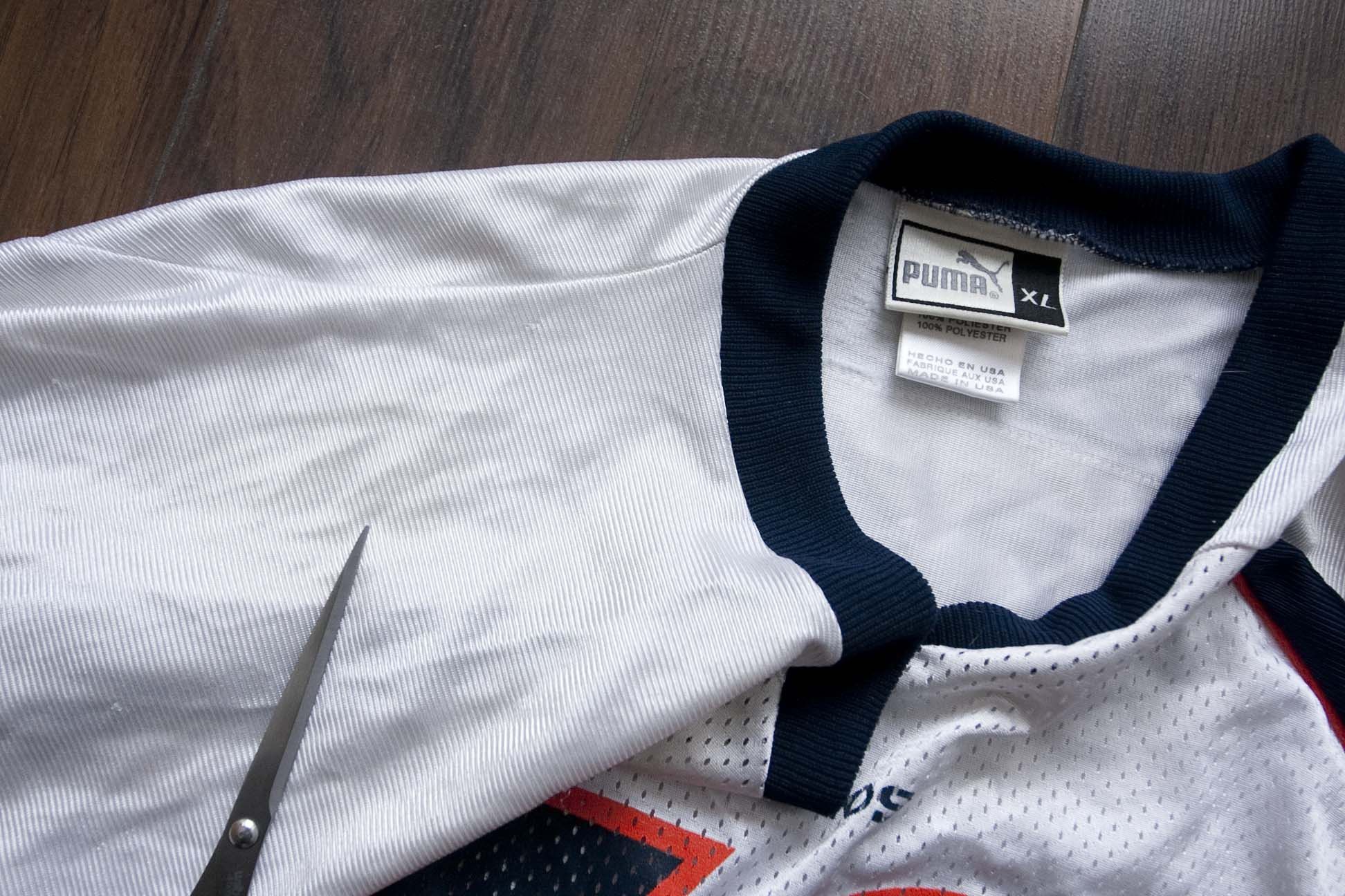 NFL Denver Broncos Terrell Davis Jersey Size XL Puma Vintage Size US XL / EU 56 / 4 - 4 Thumbnail
