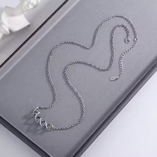 Vintage DNA Chain Twisted Spiral Charming Necklace Size ONE SIZE - 2 Thumbnail