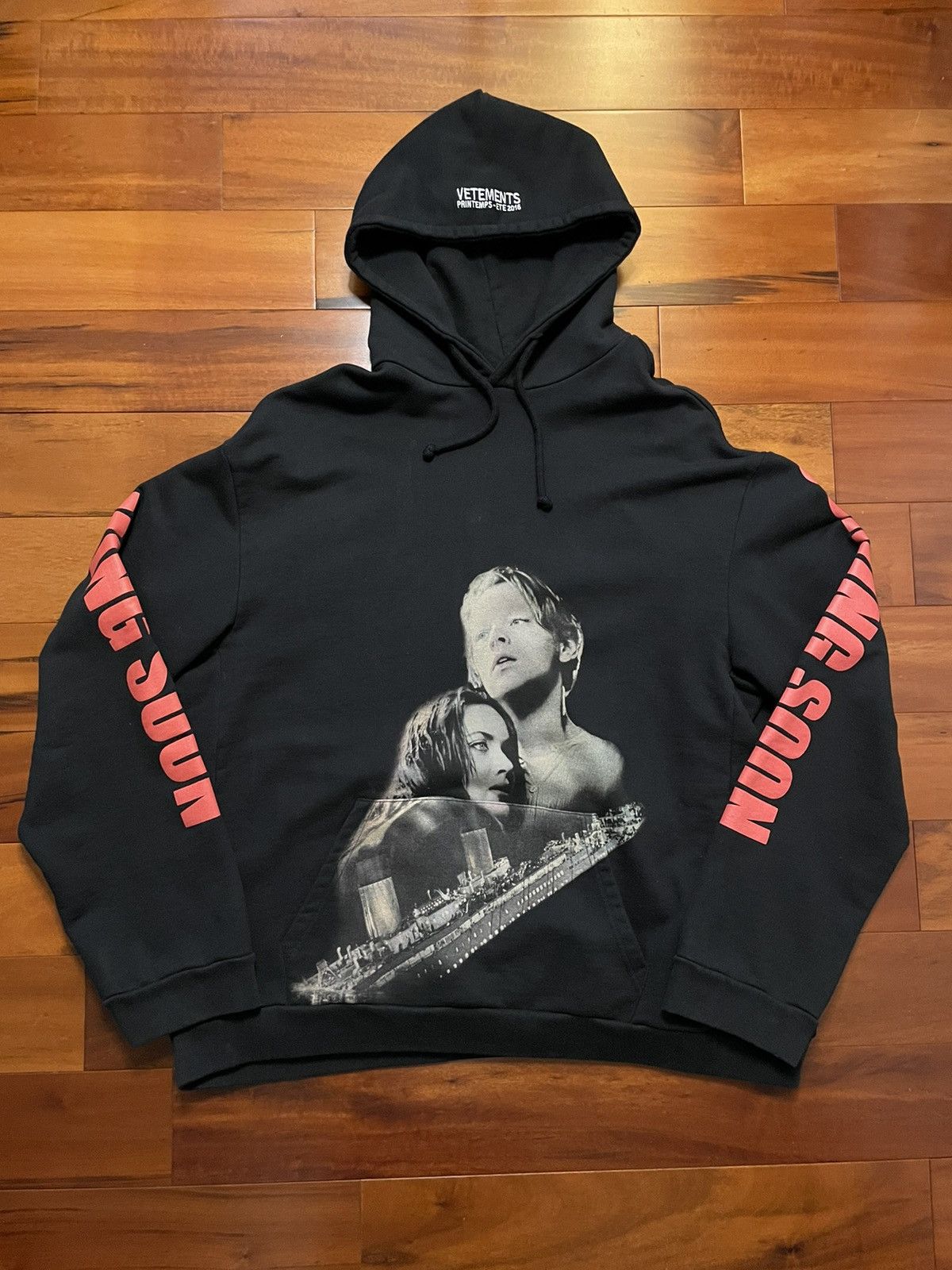 Vetements discount titanic hoodie