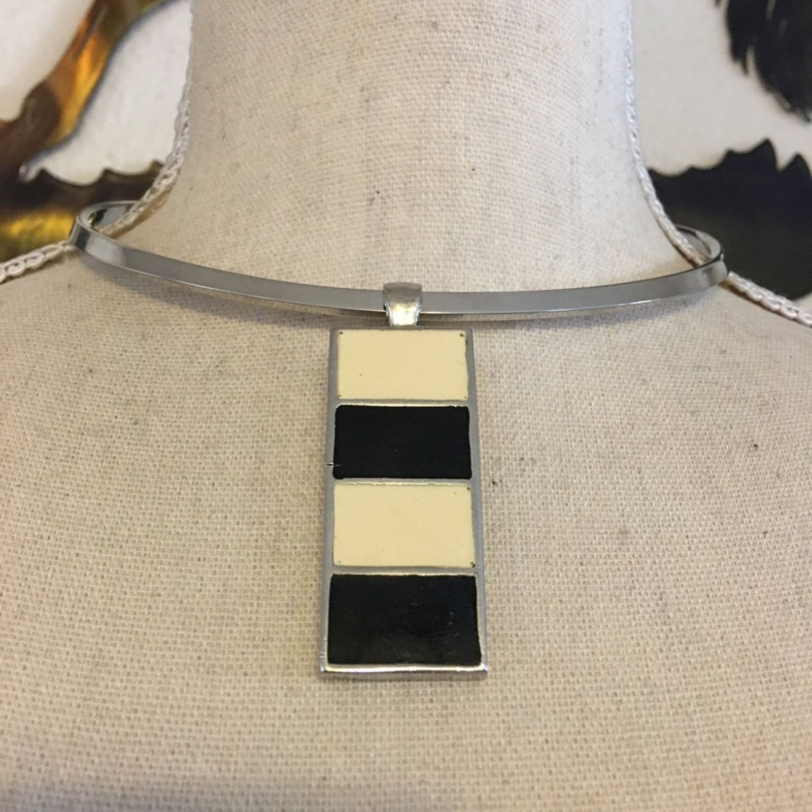 Jewelry Black and cream enamel pendant on silver choker Size ONE SIZE - 1 Thumbnail