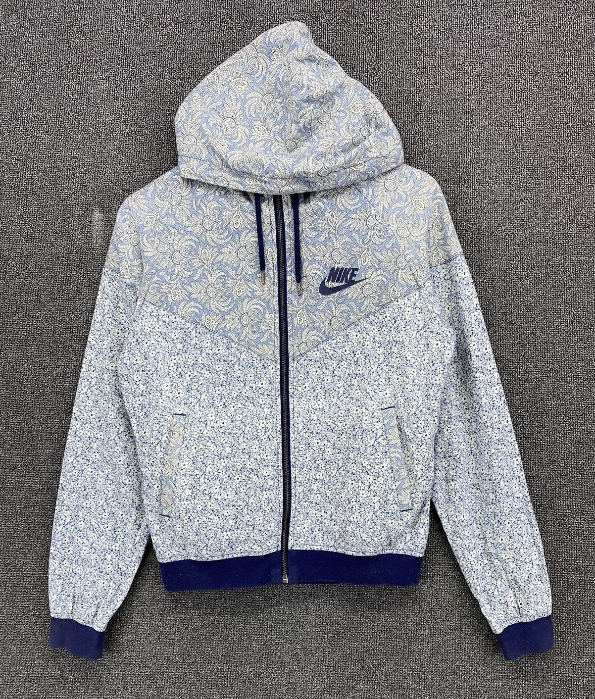 Vintage Nike Paisley Hoodie Jacket