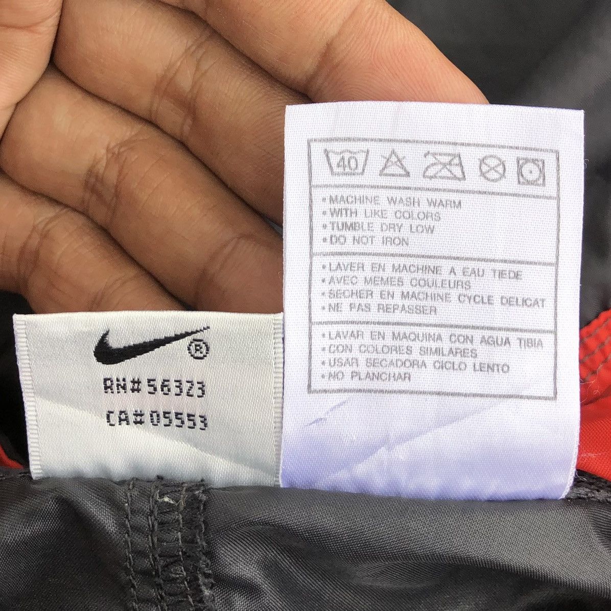 Nike Vintage Nike 90s Big Swoosh Windbreaker Jacket Size L / US 10 / IT 46 - 17 Thumbnail