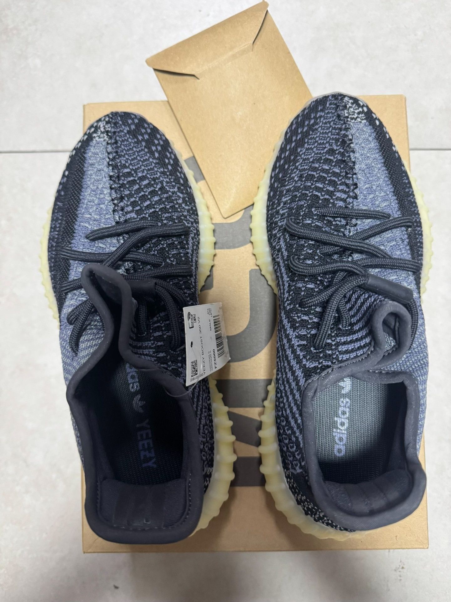 Adidas Adidas YEEZY350 Black Lowtop Sneakers 37 Men Size US 5 / EU 37 - 1 Thumbnail
