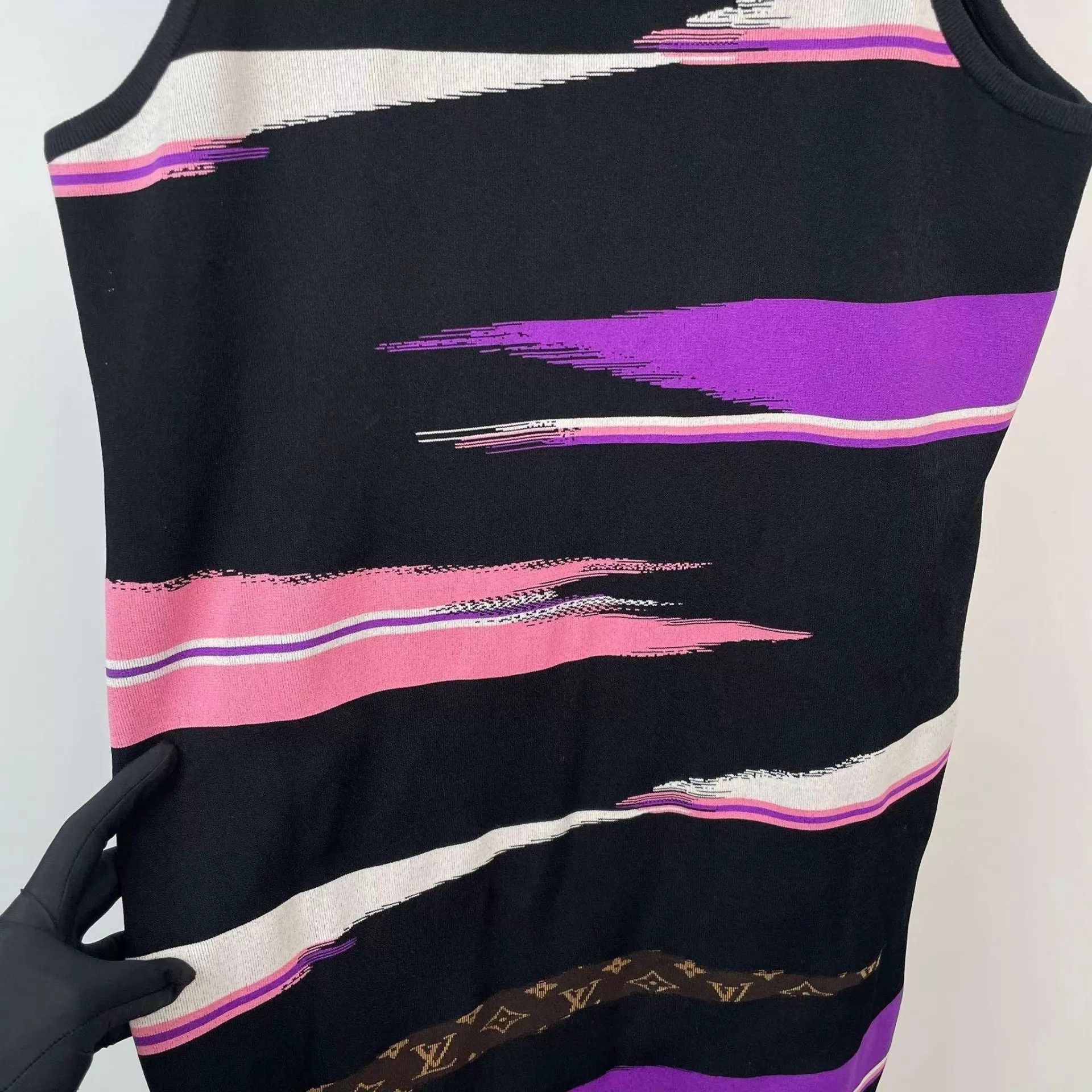 Louis Vuitton LV knit sleeveless dress colorblocked Monogram M Size M / US 6-8 / IT 42-44 - 6 Thumbnail