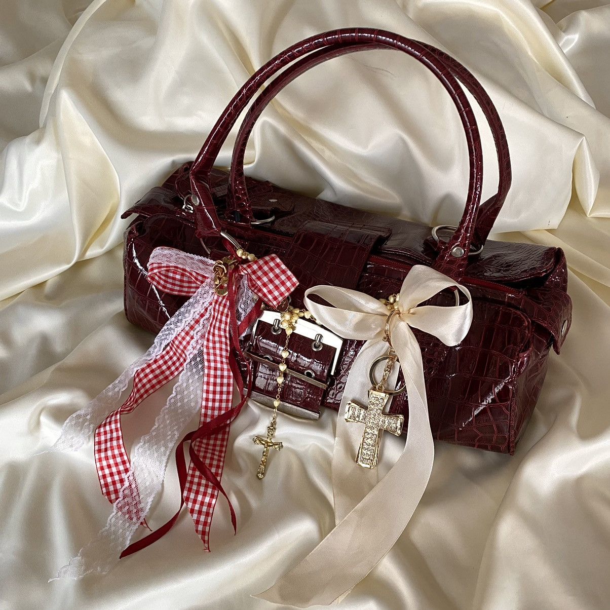 Vintage Vintage burgundy coquette shoulder bag Size ONE SIZE - 2 Thumbnail