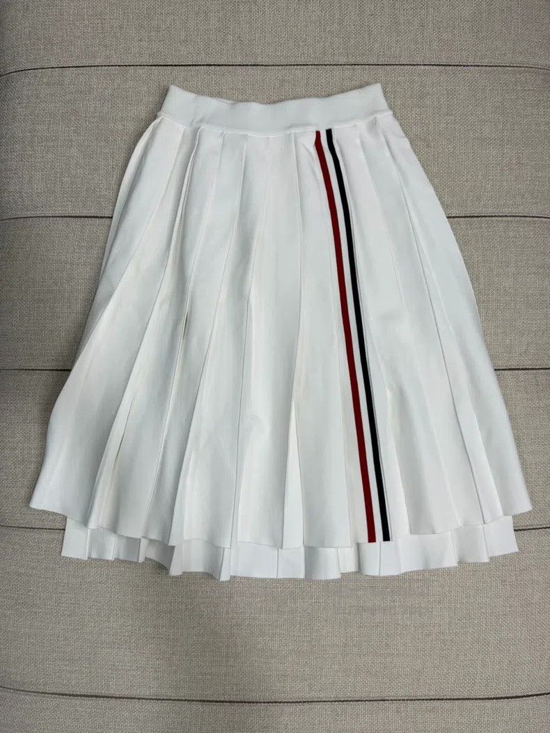 Thom Browne Thom Browne White pleated skirt Size 24" / US 00 / IT 34 - 1 Thumbnail