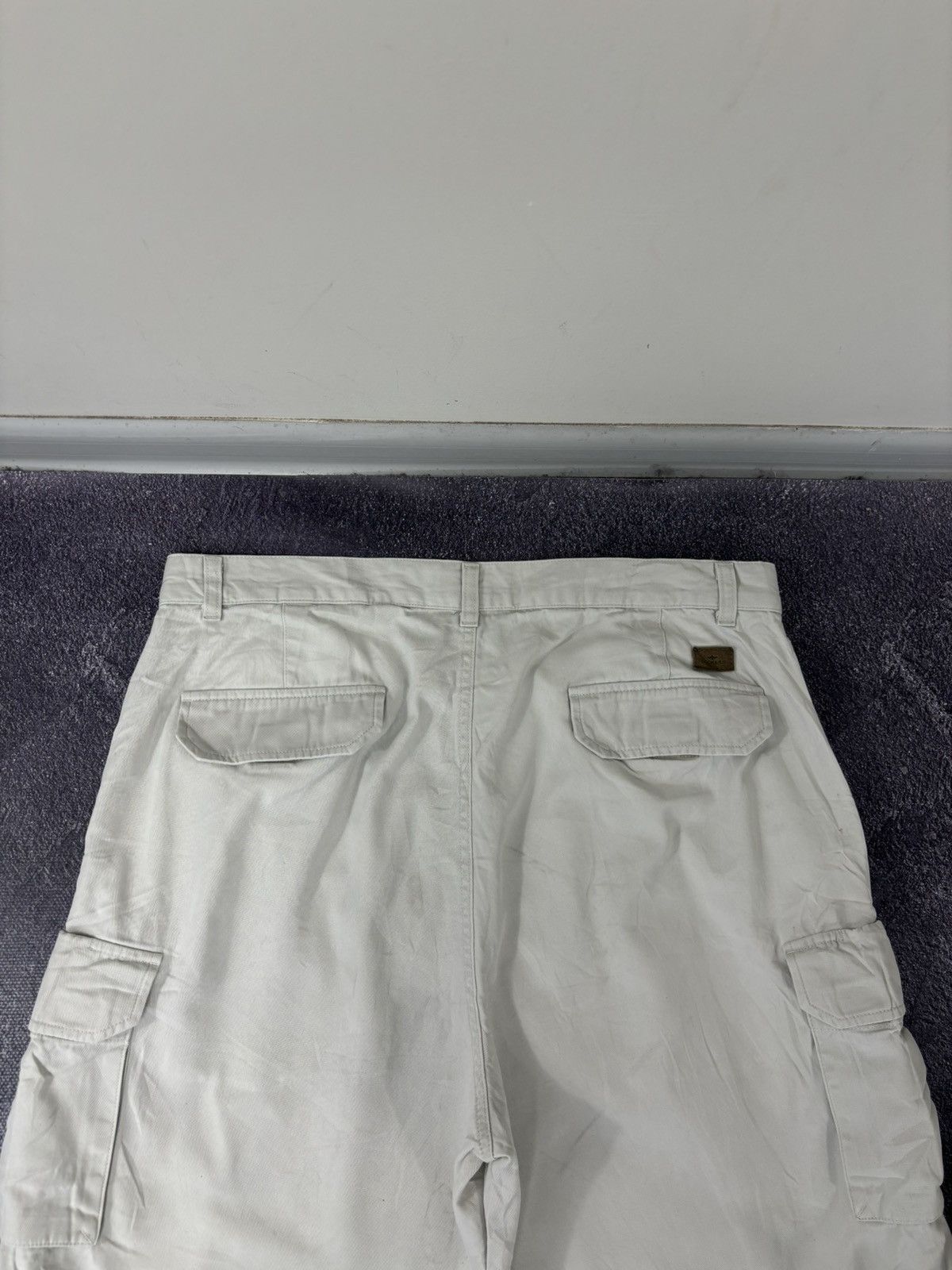 Dockers Vintage Dockers Utility USA Hype Beige Baggy Cargo Shorts Size US 36 / EU 52 - 16 Thumbnail
