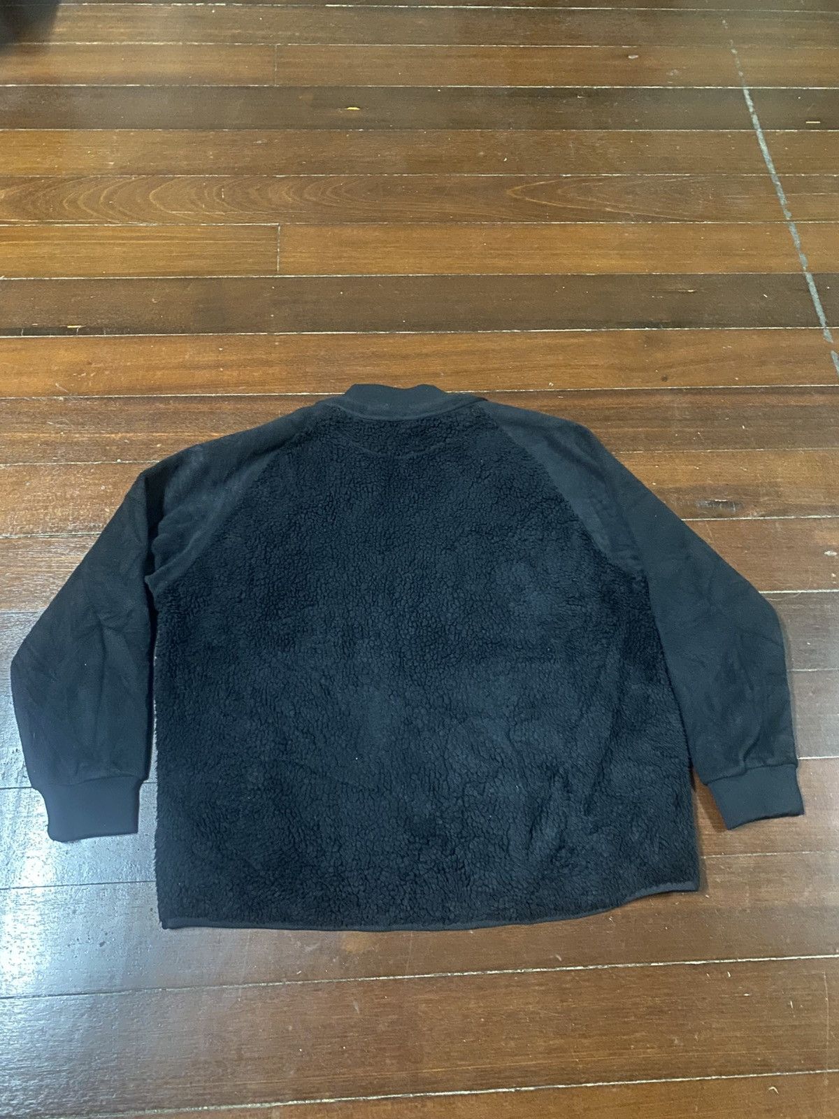 Uniqlo × White Mountaineering UNIQLO WHITE MOUNTAINEERING XL SIZE BLACK PILE FLEECE JACKET Size US XL / EU 56 / 4 - 12 Thumbnail