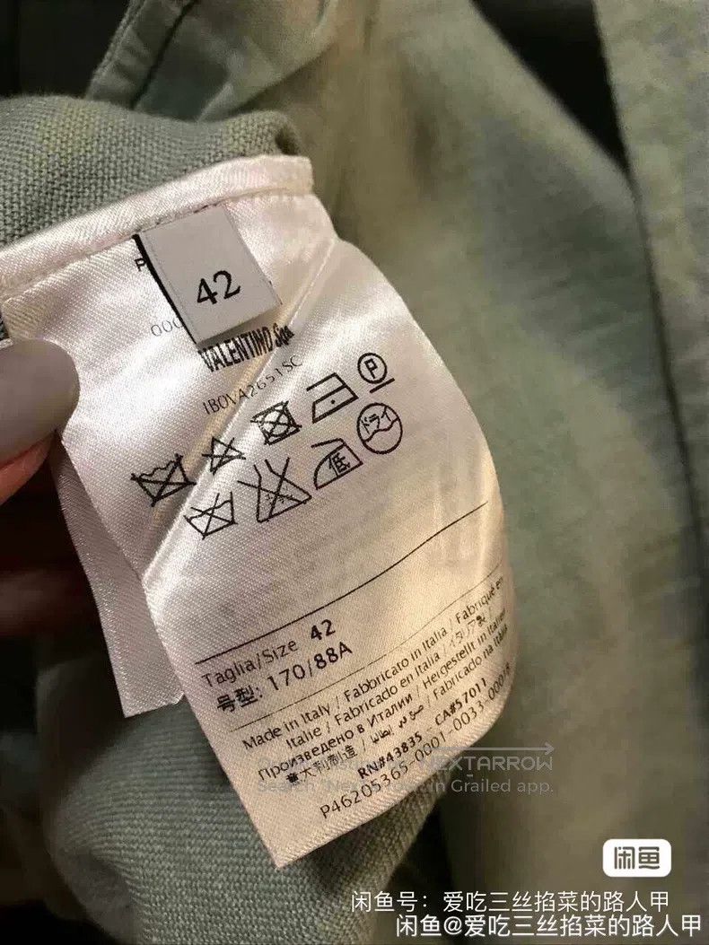 Valentino Valentino dress Size M / US 6-8 / IT 42-44 - 4 Thumbnail