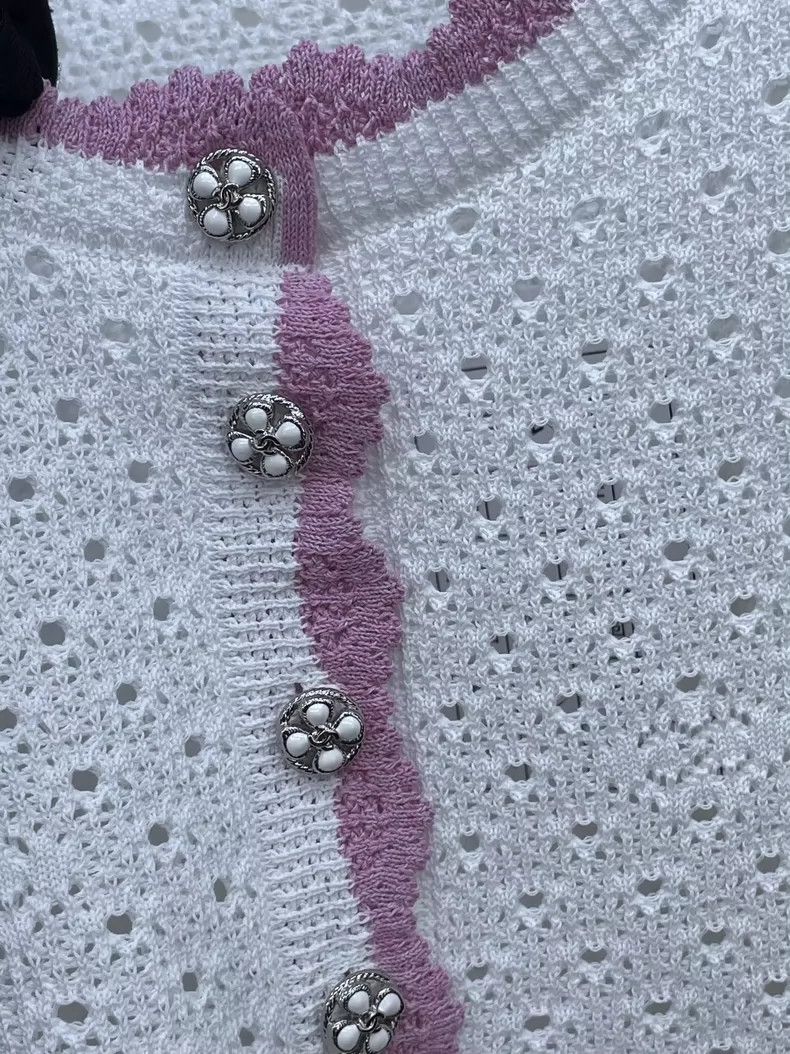 Chanel Chanel 24P pink and white hollow lace knitted vest Size XS / US 0-2 / IT 36-38 - 3 Thumbnail