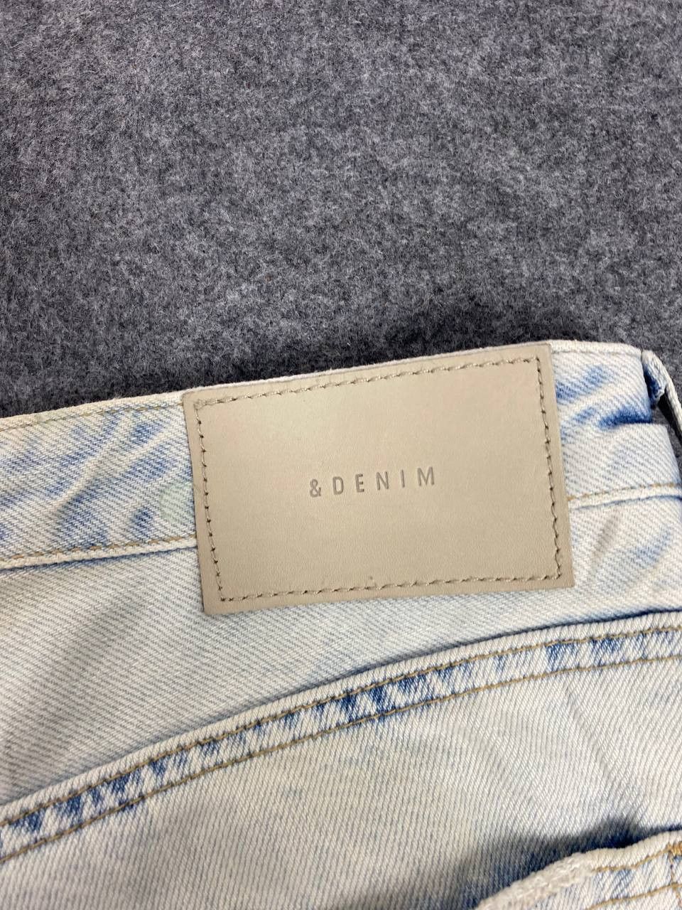 Other &denim acid wash distressed denim nice design Size US 33 - 5 Thumbnail