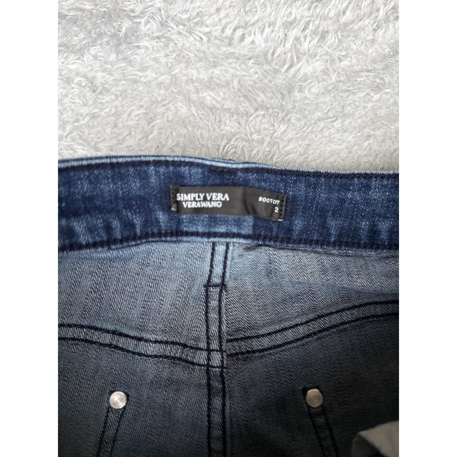 Vintage Simply Vera Vera Wang Jeans Womens 2 Blue Mid Rise Button Fly Distressed Bootcut Size 26" / US 2 / IT 38 - 6 Thumbnail