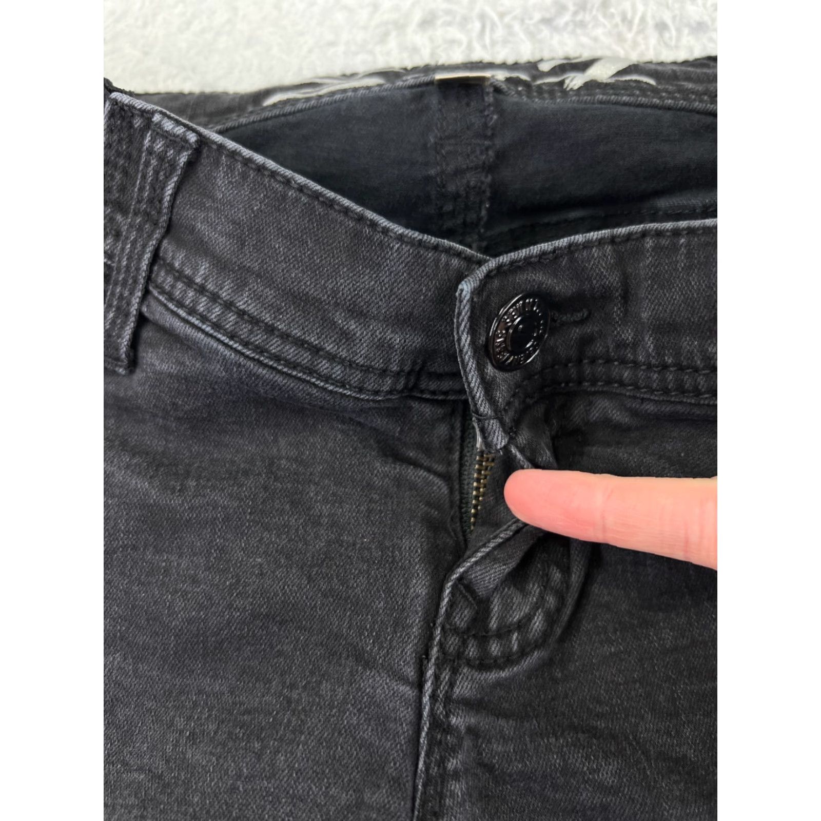 Vintage Seven7 Jeans Women 6 Black Denim Maternity Skinny Tapered Distressed 26x26 Jeans Women 6 Black Denim Maternity Skinny Tapered Distressed 26x26 Size 28" / US 6 / IT 42 - 5 Thumbnail