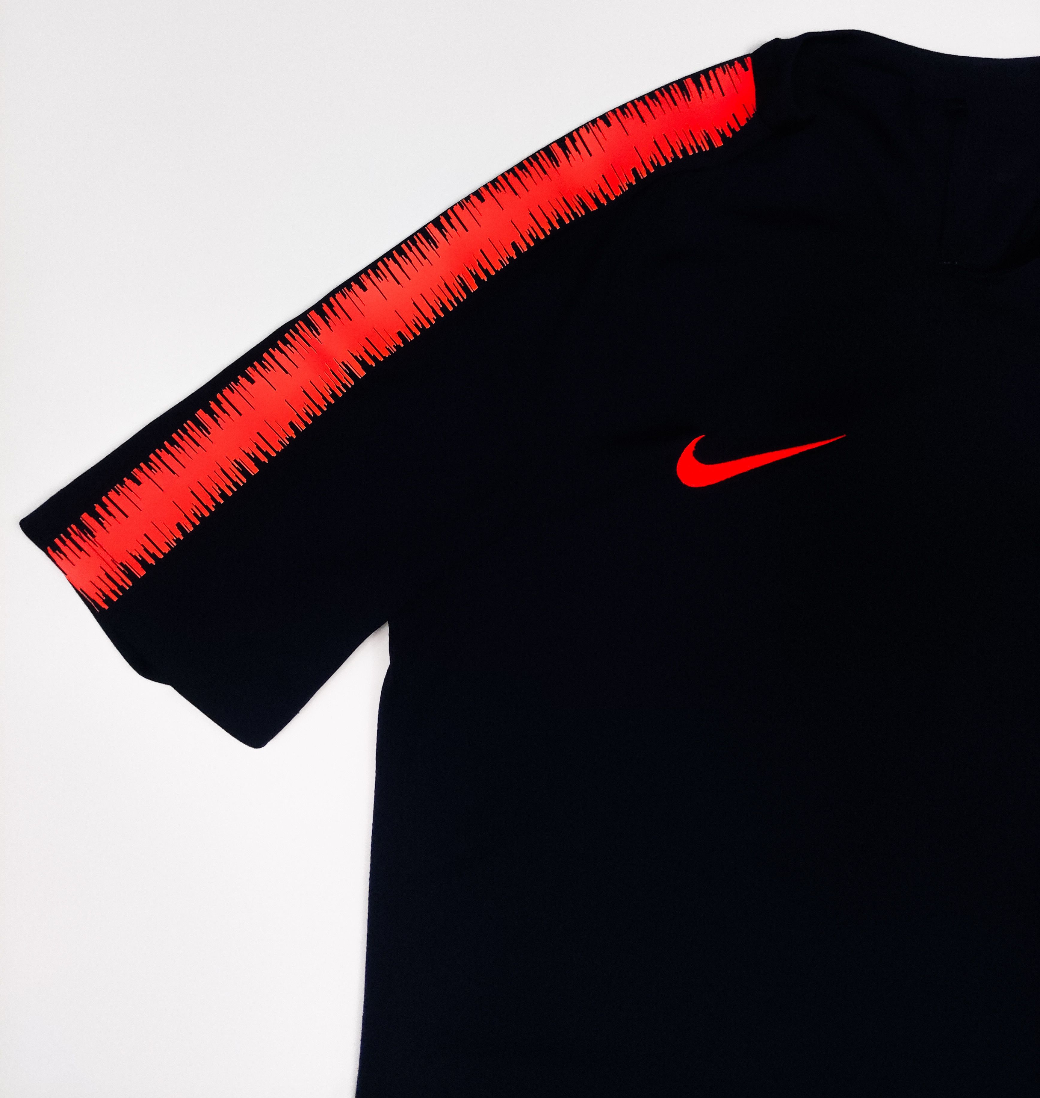 Nike FC Barcelona 2018 2019 Nike Training Shirt Kit Jersey Barca Size US M / EU 48-50 / 2 - 8 Thumbnail