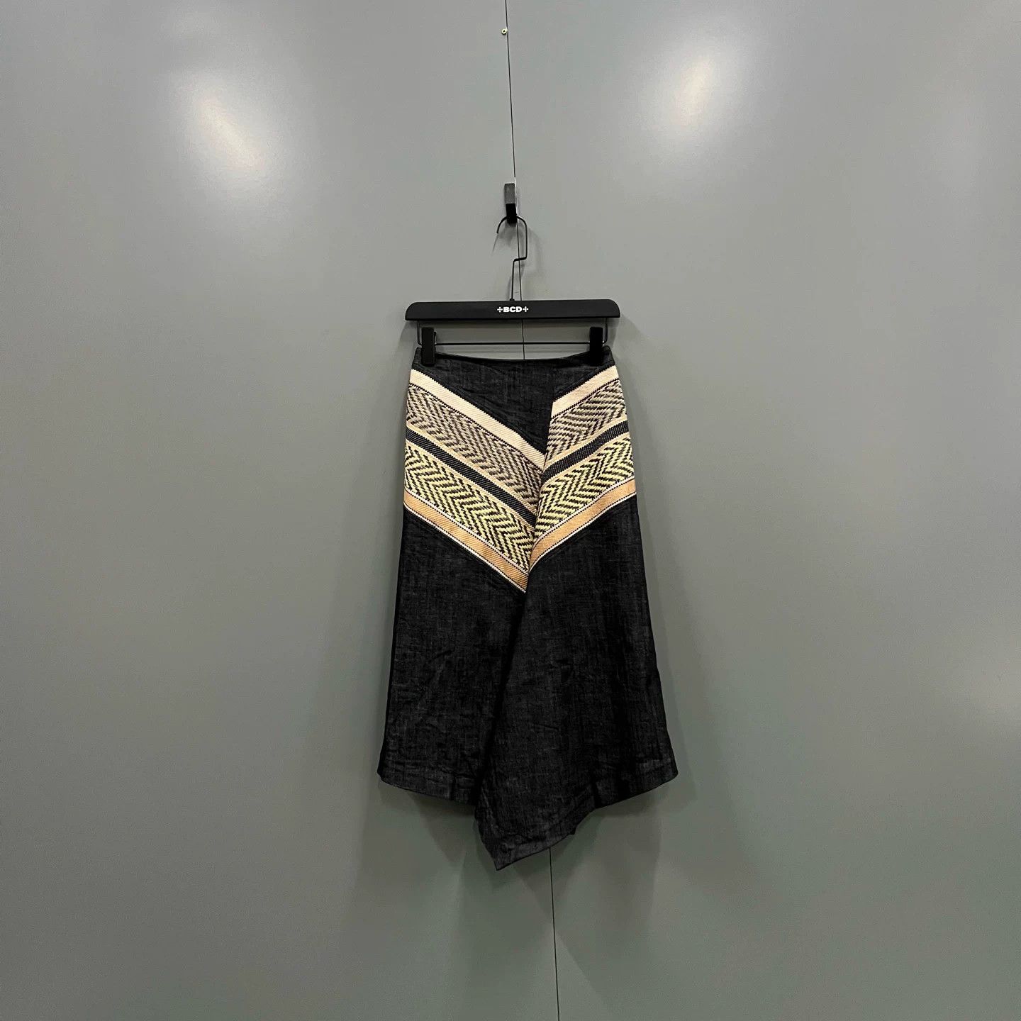 DOROTHEE SCHUMACHER DOROTHEE SCHUMACHER Twill Print Denim Skirt Size 22" - 1 Thumbnail