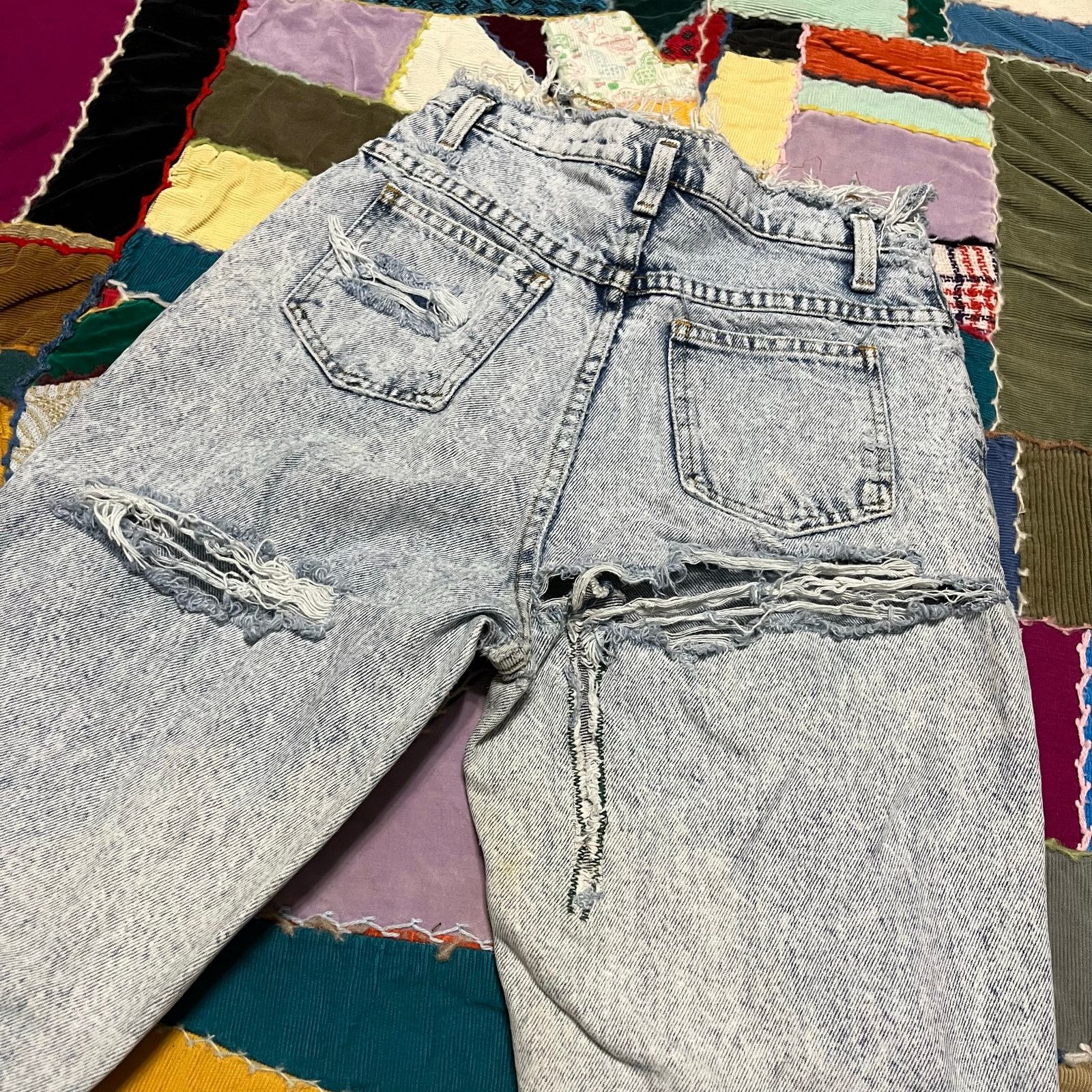 Other Vintage Sasson Women’s Distressed Ripped Washed Jeans 26Wx31 Size US 26 / EU 42 - 3 Thumbnail