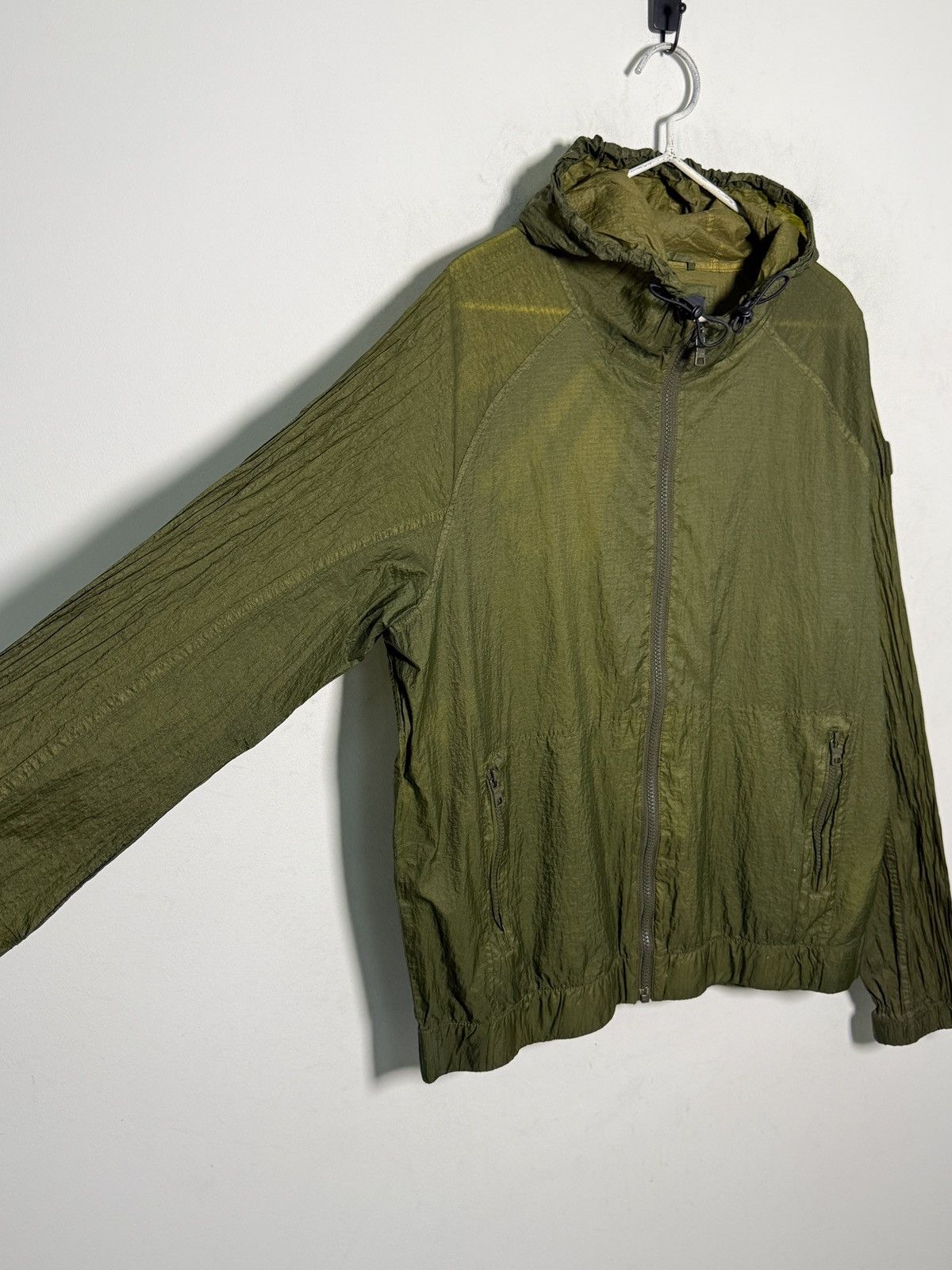 Giorgio Armani Armani lightweight crinkle nylon jacket in deep olive tone Size US L / EU 52-54 / 3 - 5 Thumbnail