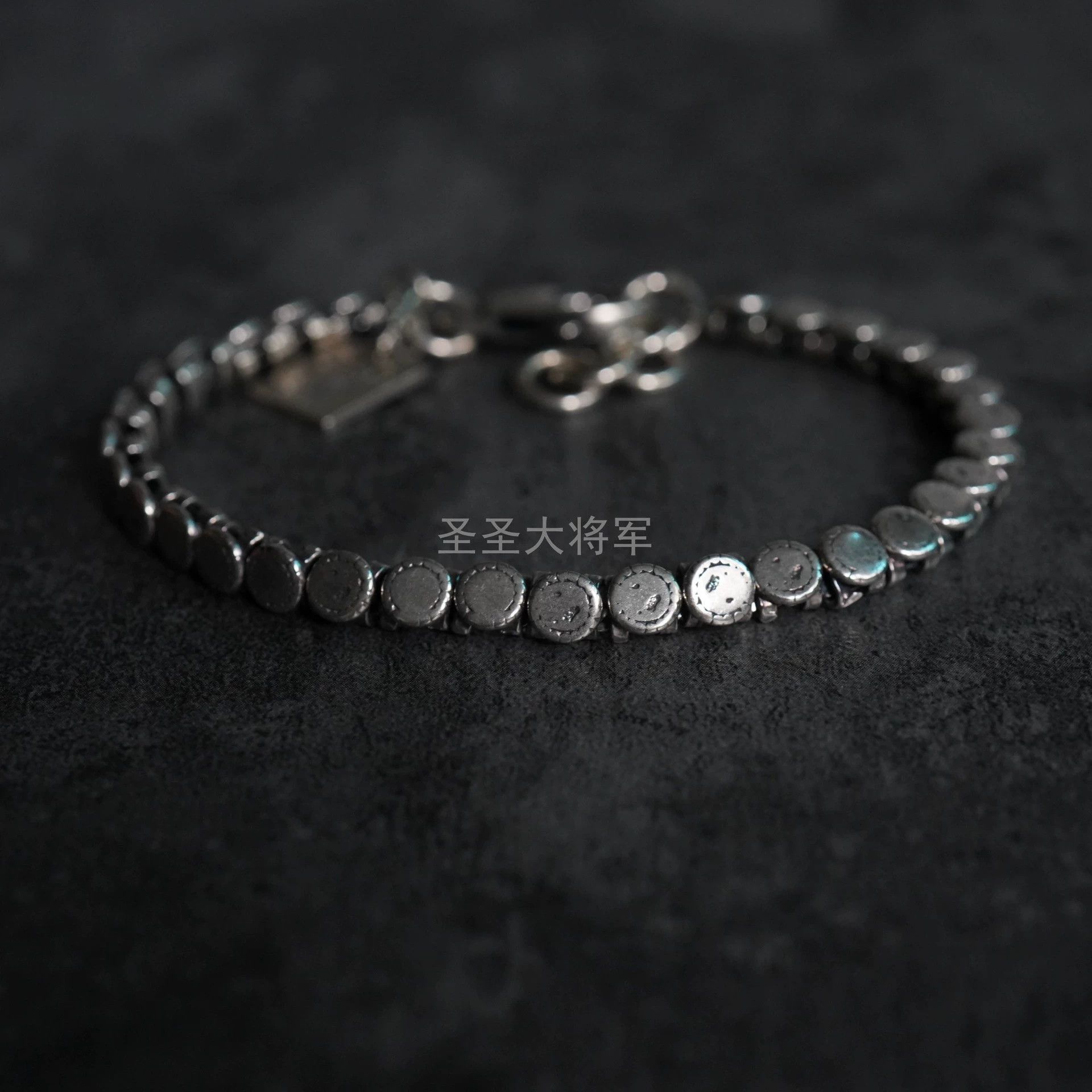 Goti Goti Distressed Shield Serpentine Silver Bracelet S+M+L Size ONE SIZE - 1 Thumbnail