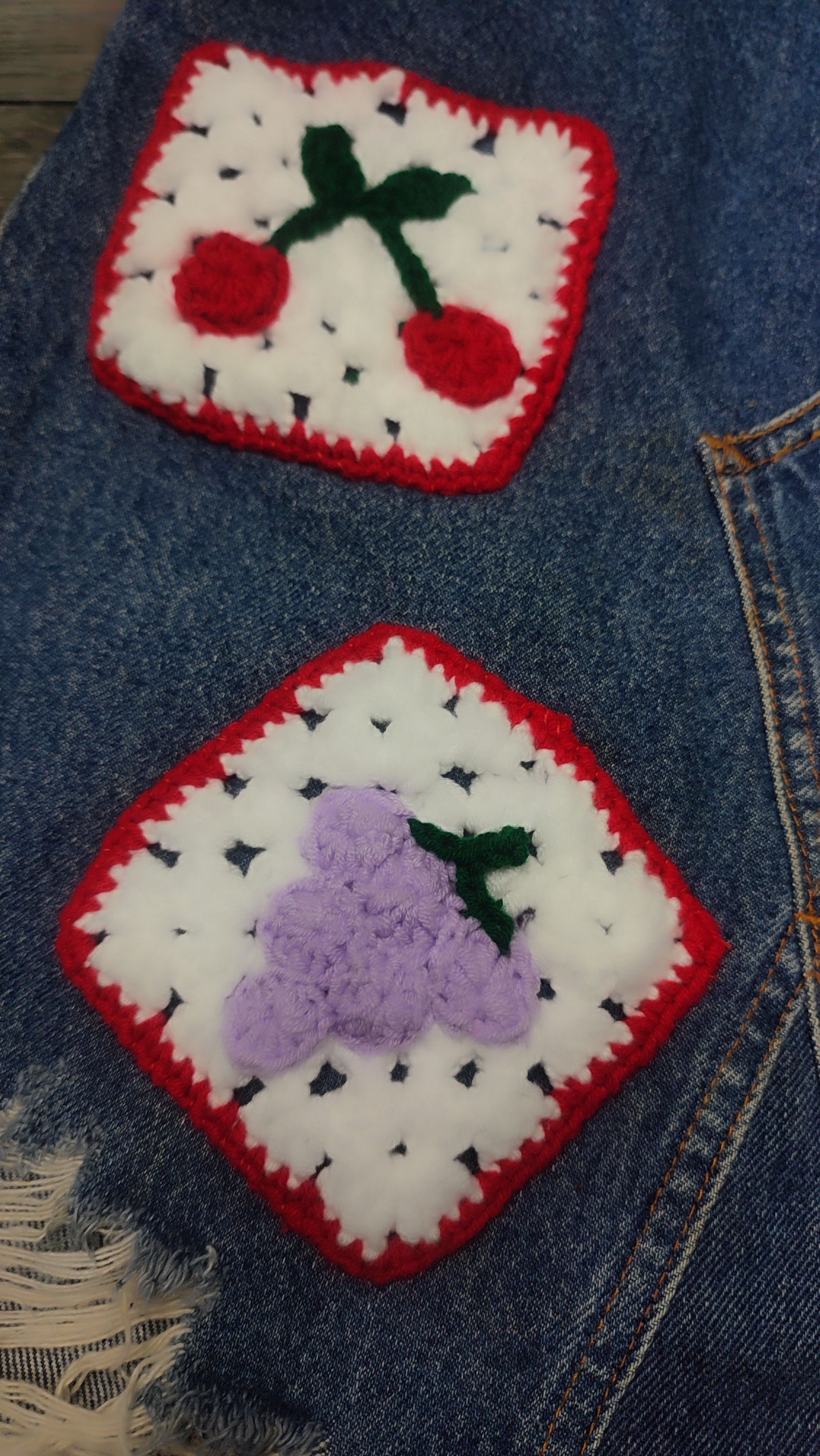 Handmade × Levi's Vintage Clothing Midi skirt Levi's custom made Granny Square crochet patches Size 29" - 5 Thumbnail