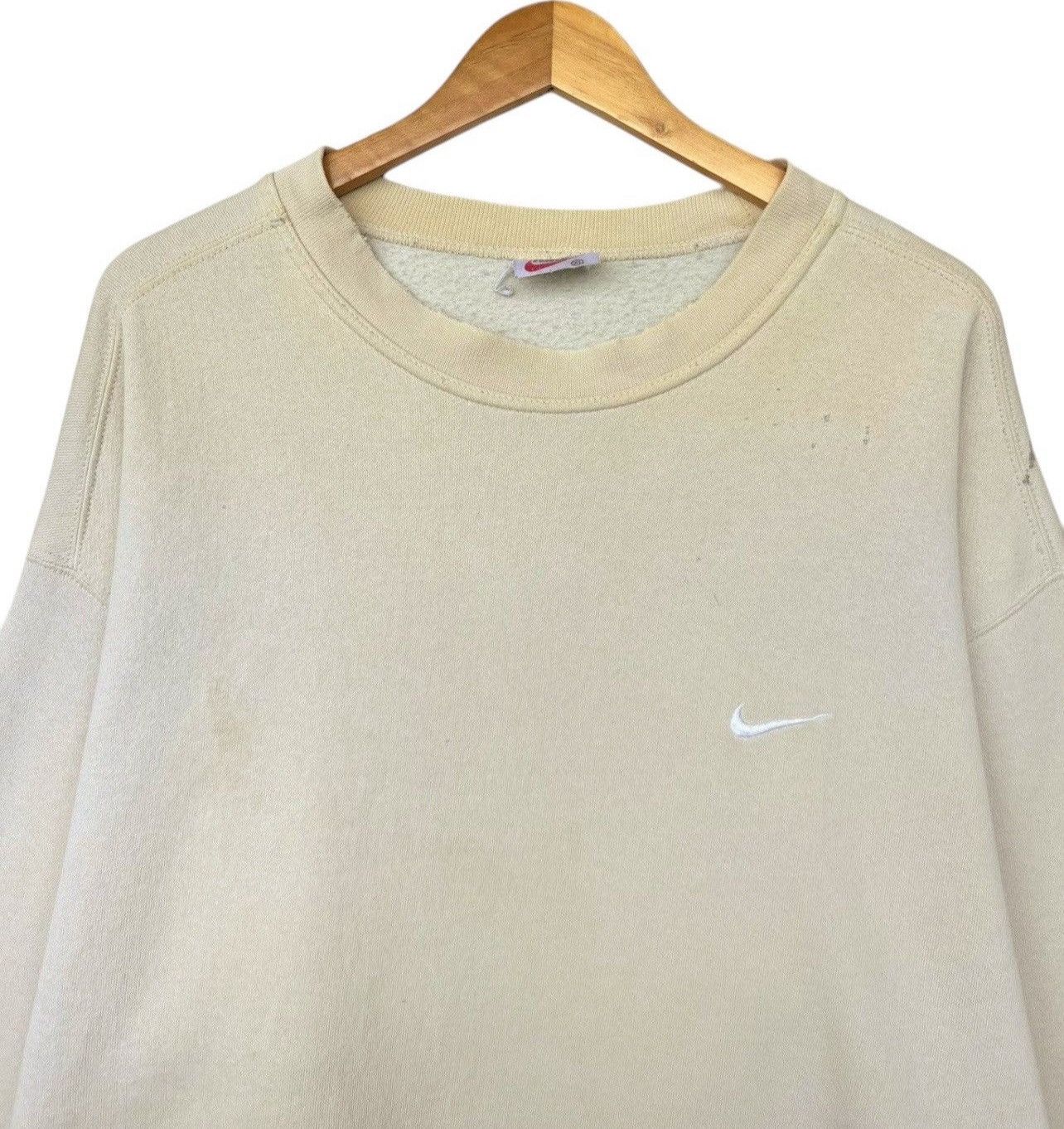 Nike Vintage Nike Swoosh Baggy Sunfaded Distressed Sweatshirt Size US XL / EU 56 / 4 - 3 Thumbnail