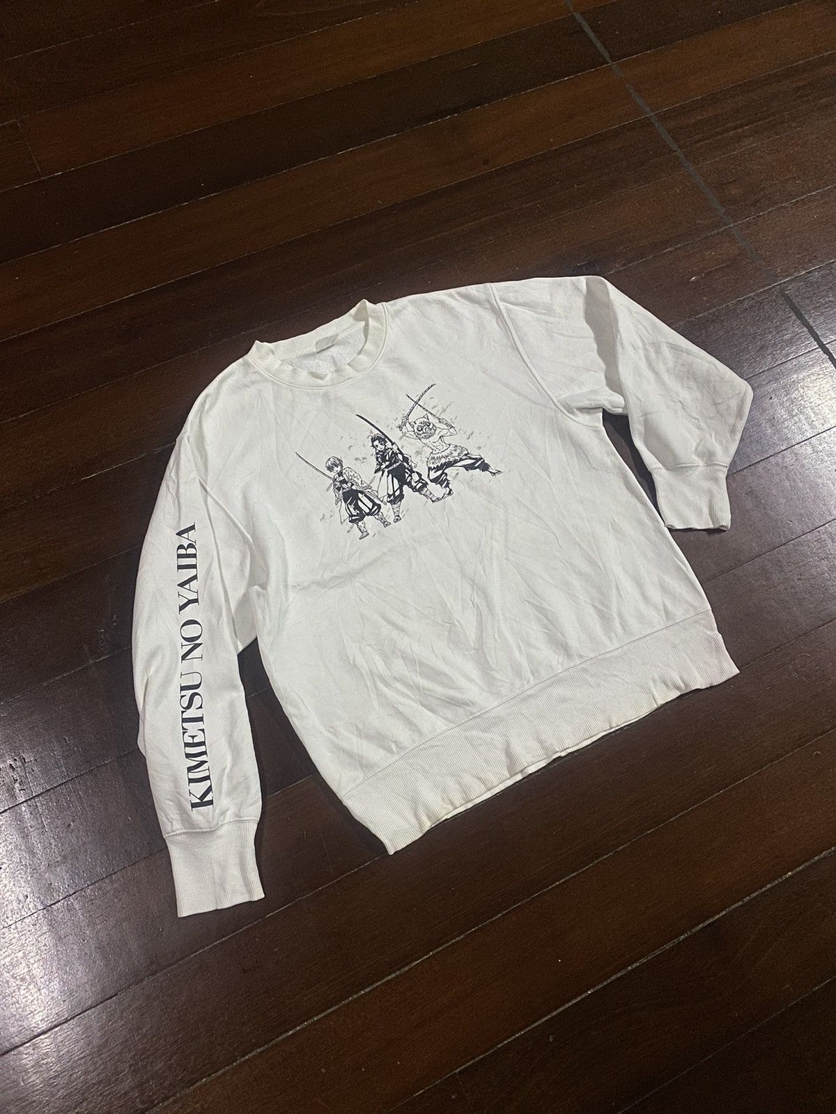 Anime RARE Kimetsu No Yaiba sweatshirt Size US M / EU 48-50 / 2 - 2 Thumbnail